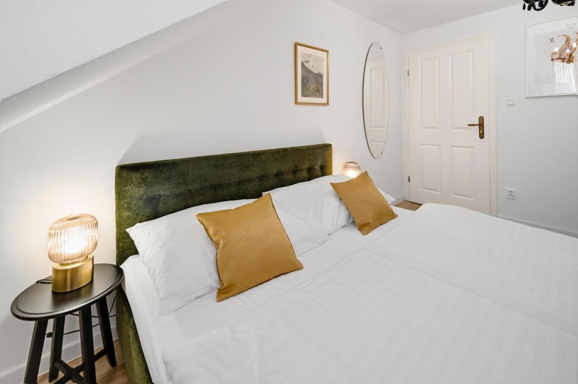 Standard Double or Twin Room - Photo 28