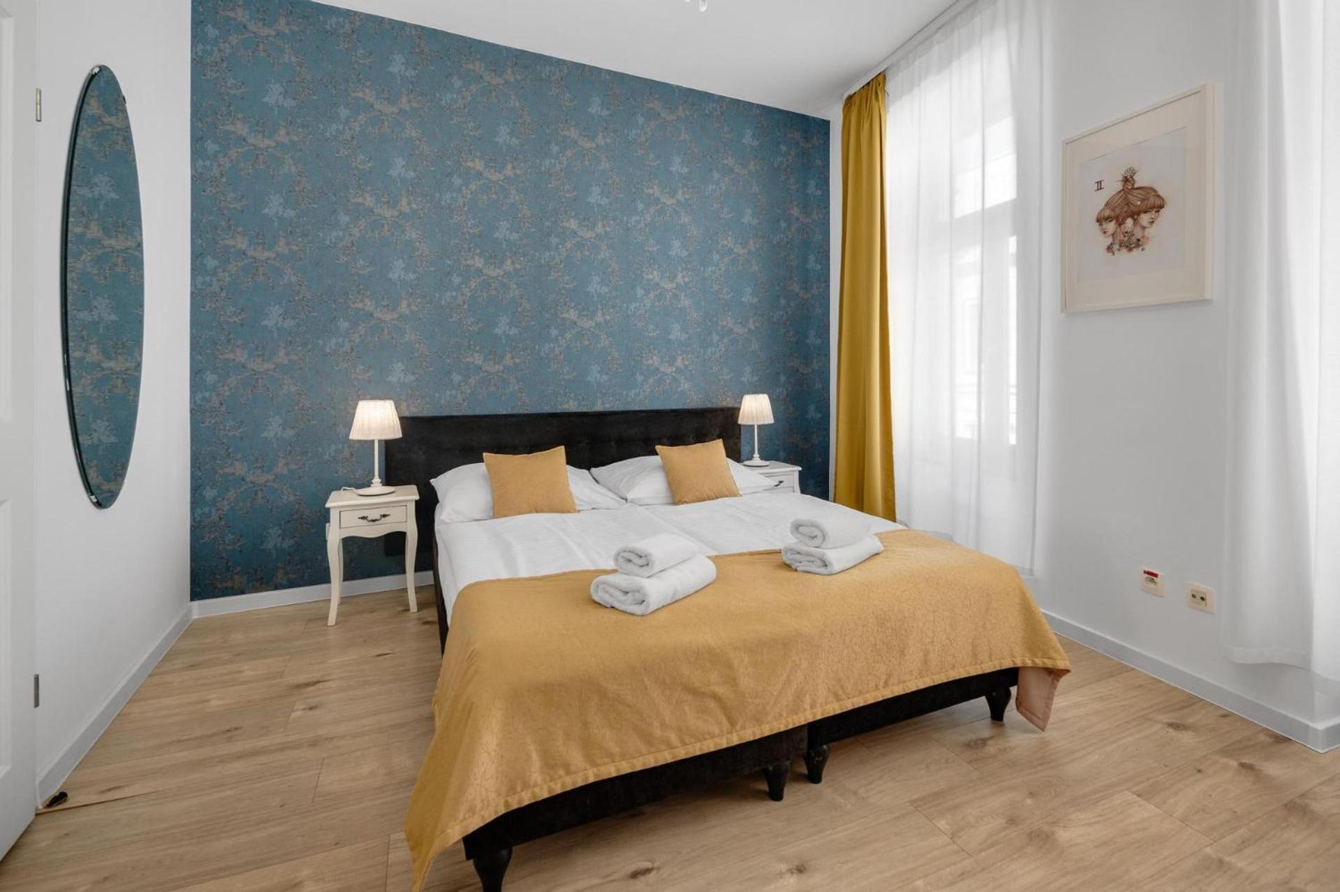 Standard Double or Twin Room - Photo 31