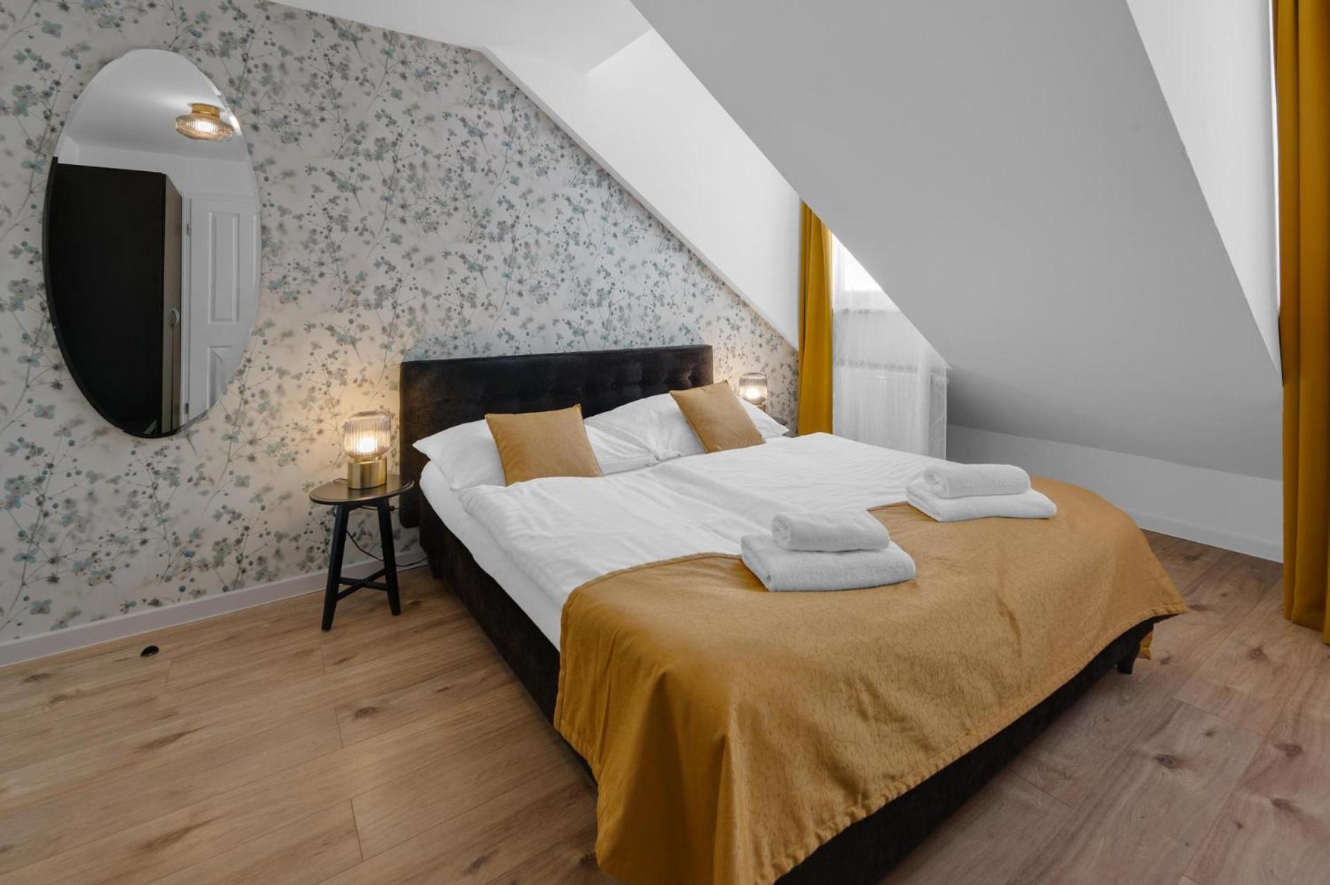 Standard Double or Twin Room - Photo 25