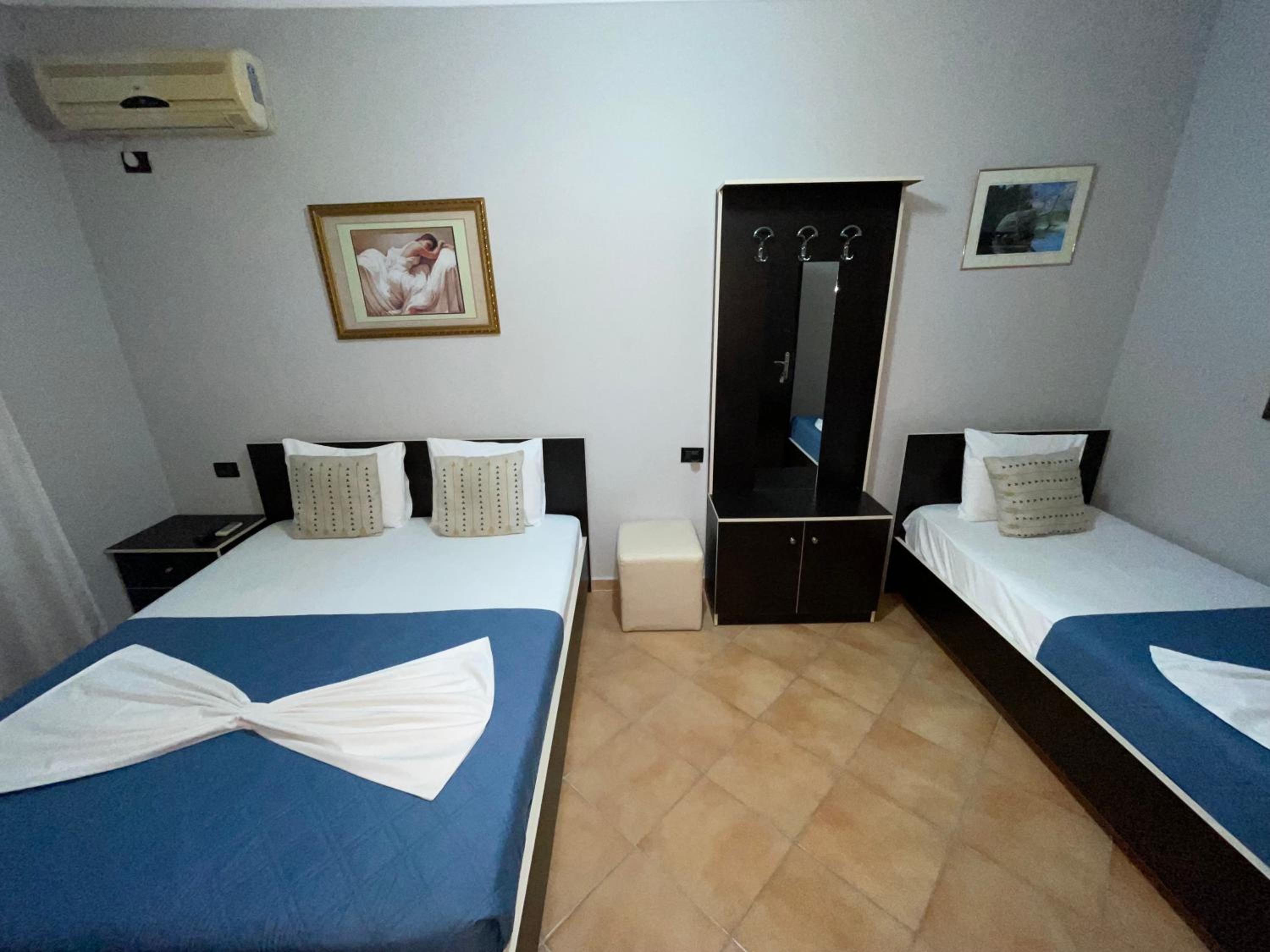 Triple Room with Mountain View