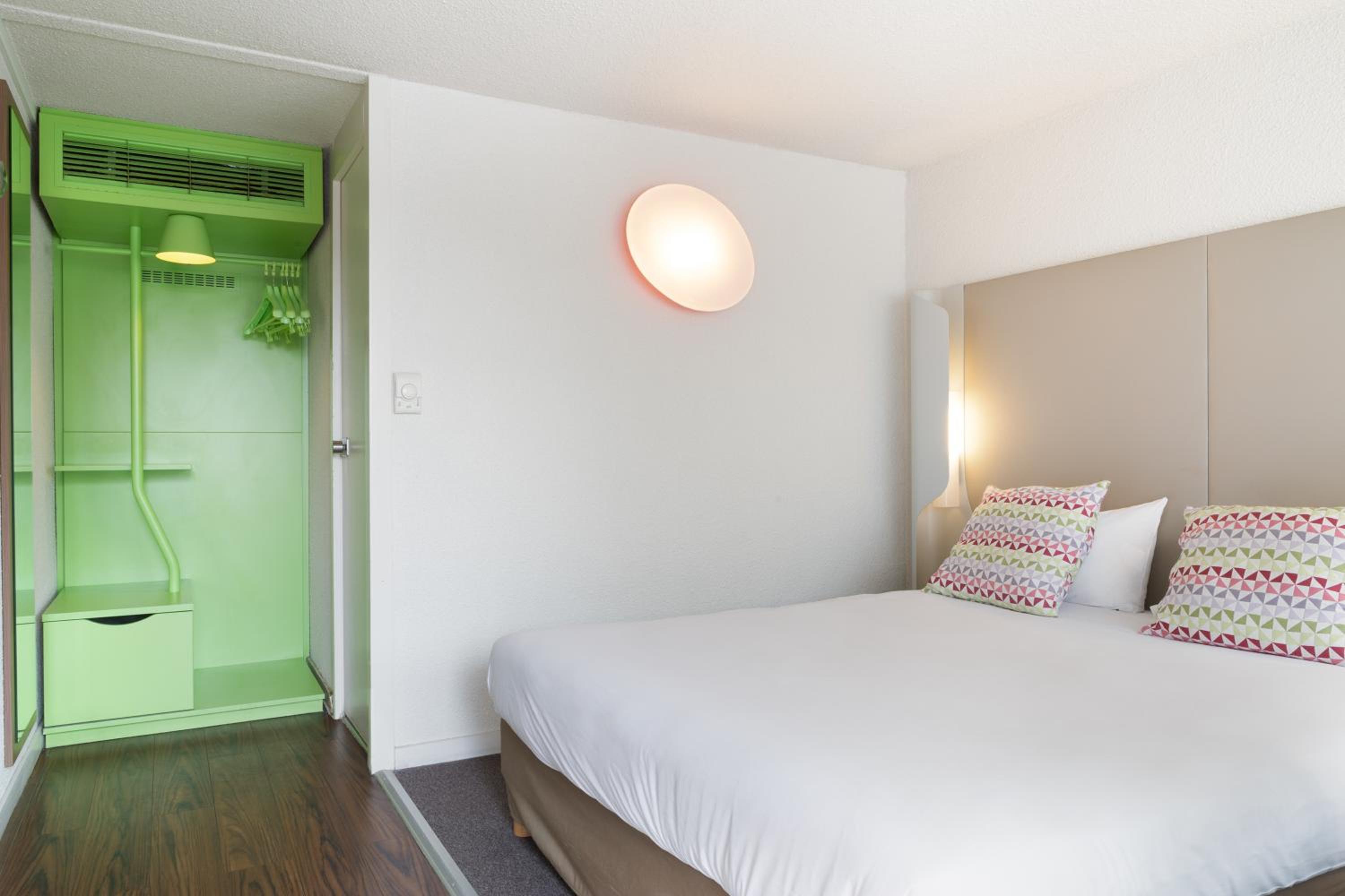 Standard Double Room - Photo 2