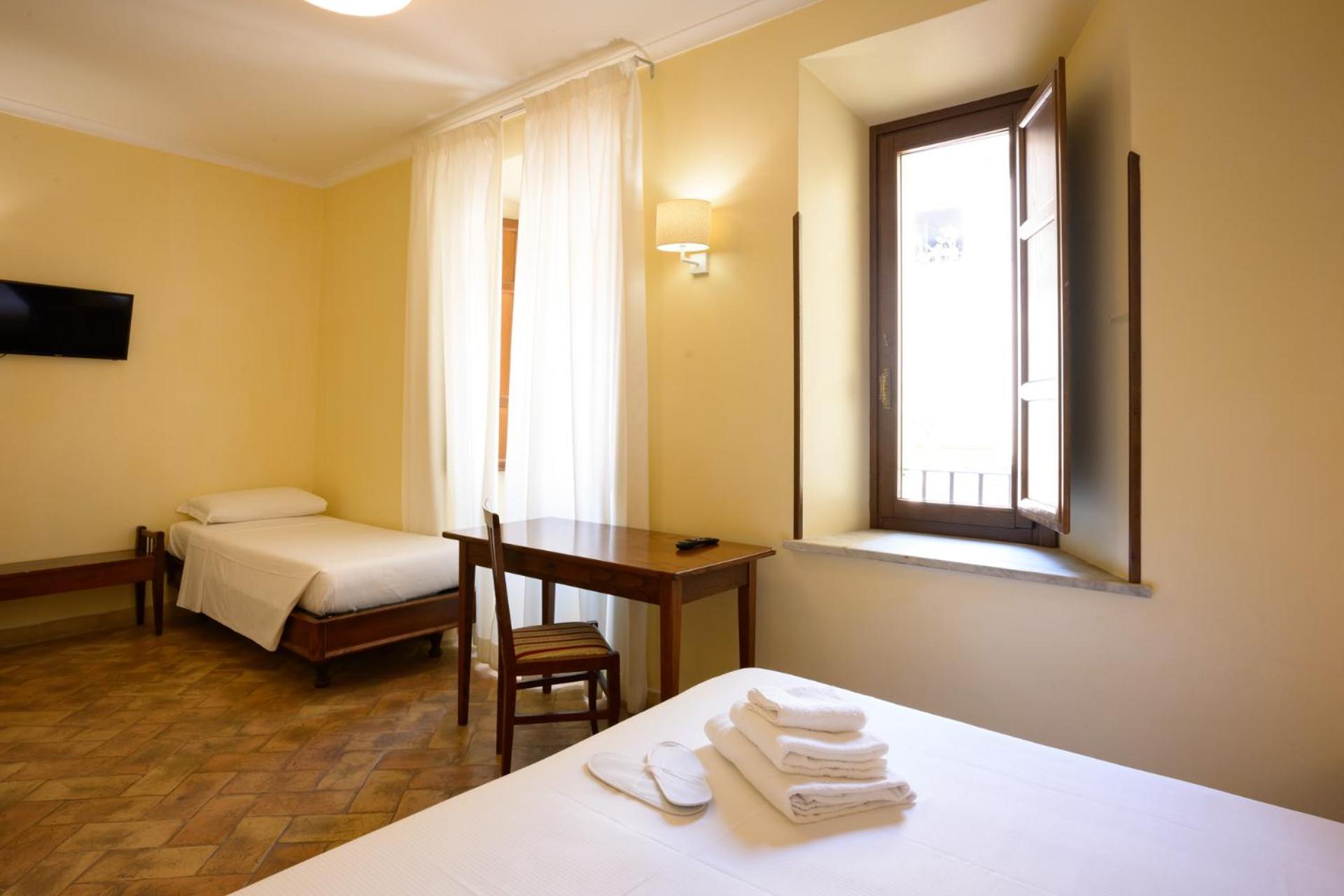 Triple Room photo 3