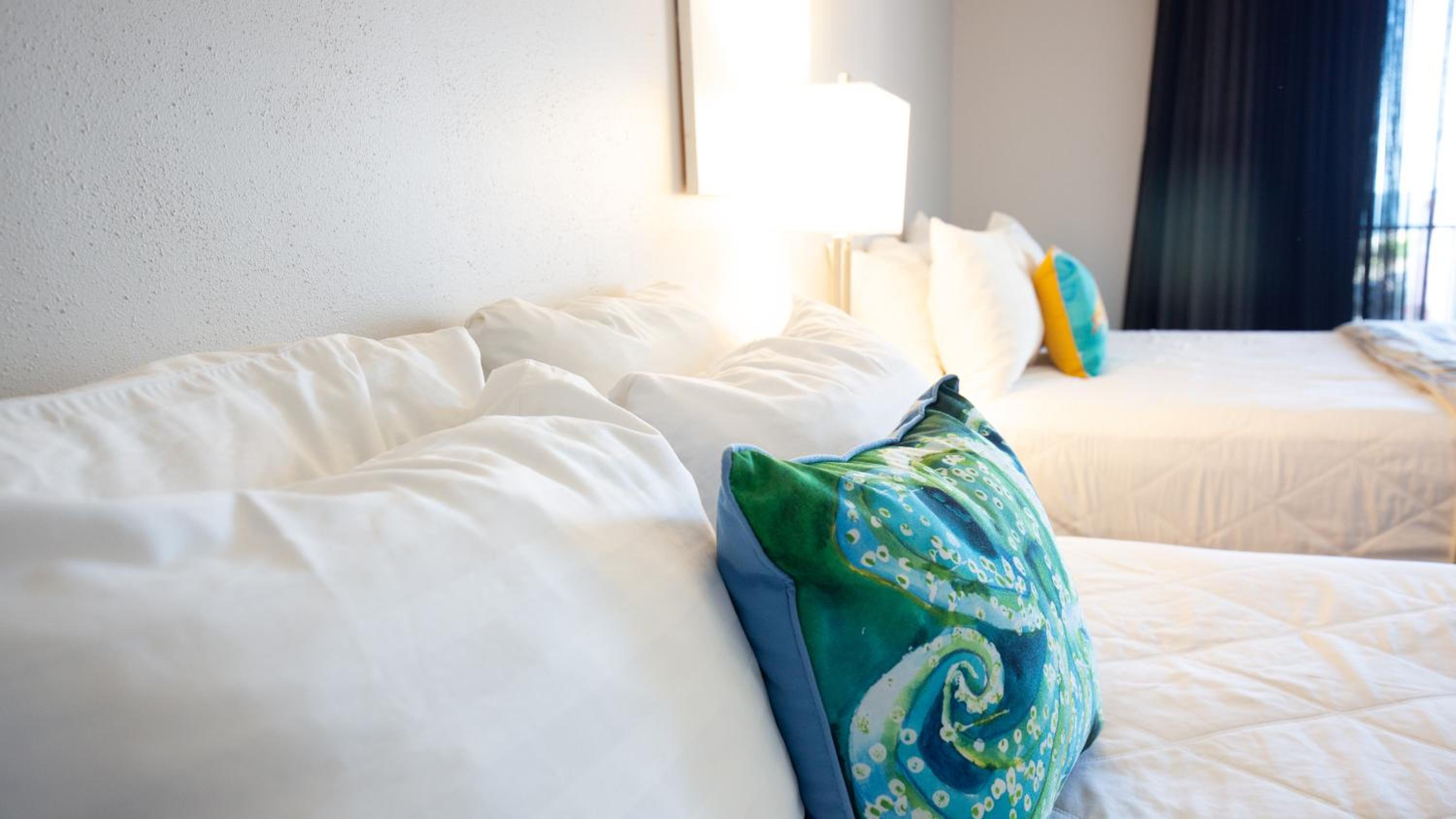 2 Queen Bed - Cape May Hotel Room (M-3) - Photo 4