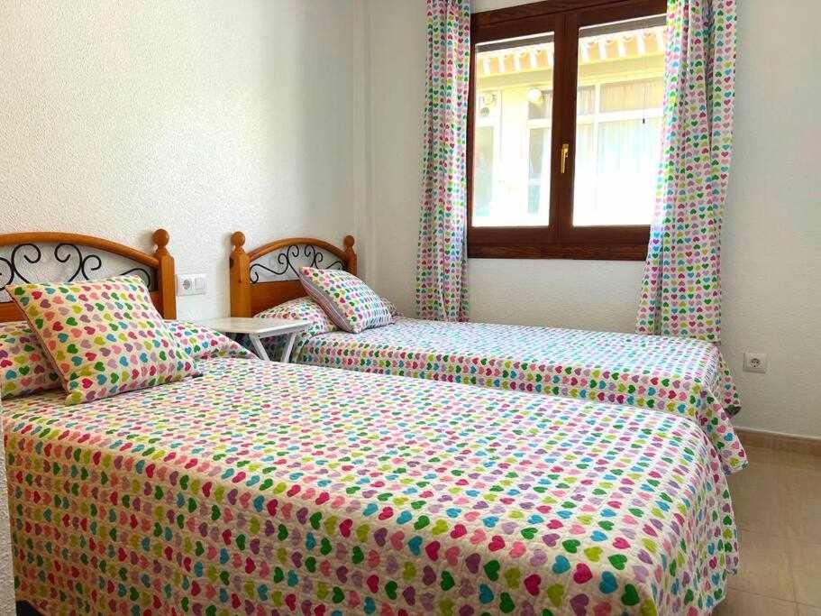 Five-Bedroom House photo 2