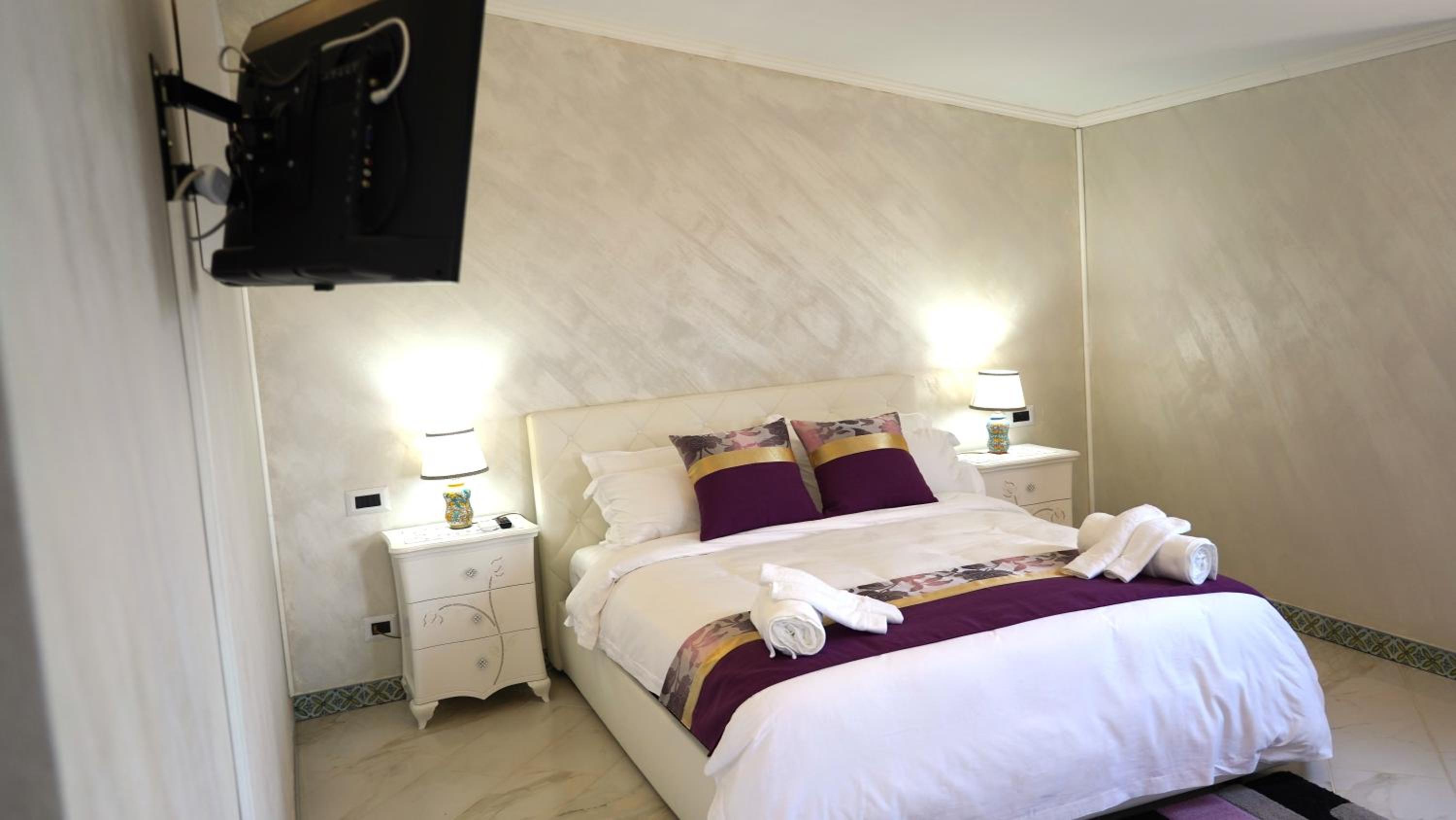 Double Room with Lake View photo 1