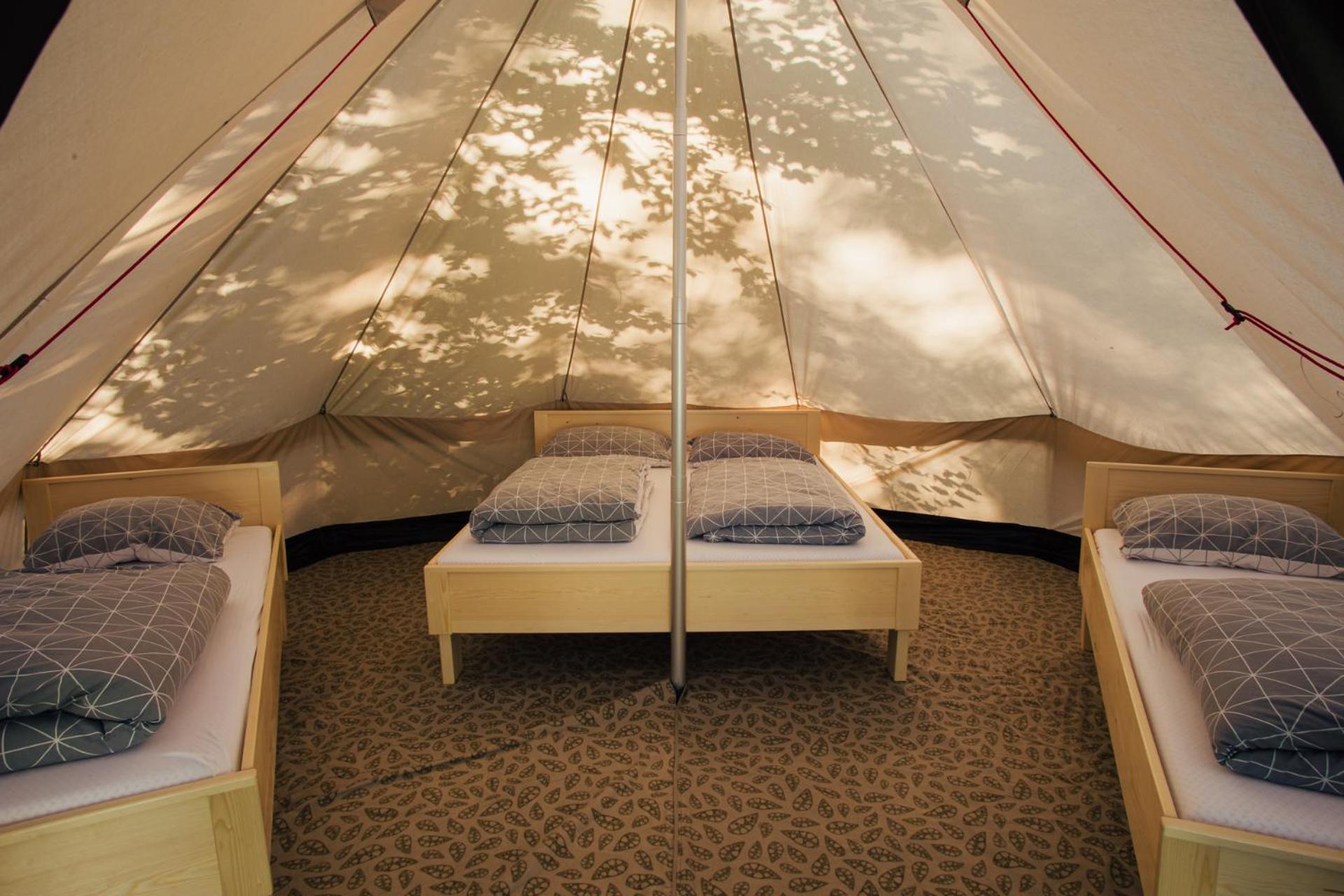 Tent - Photo 9