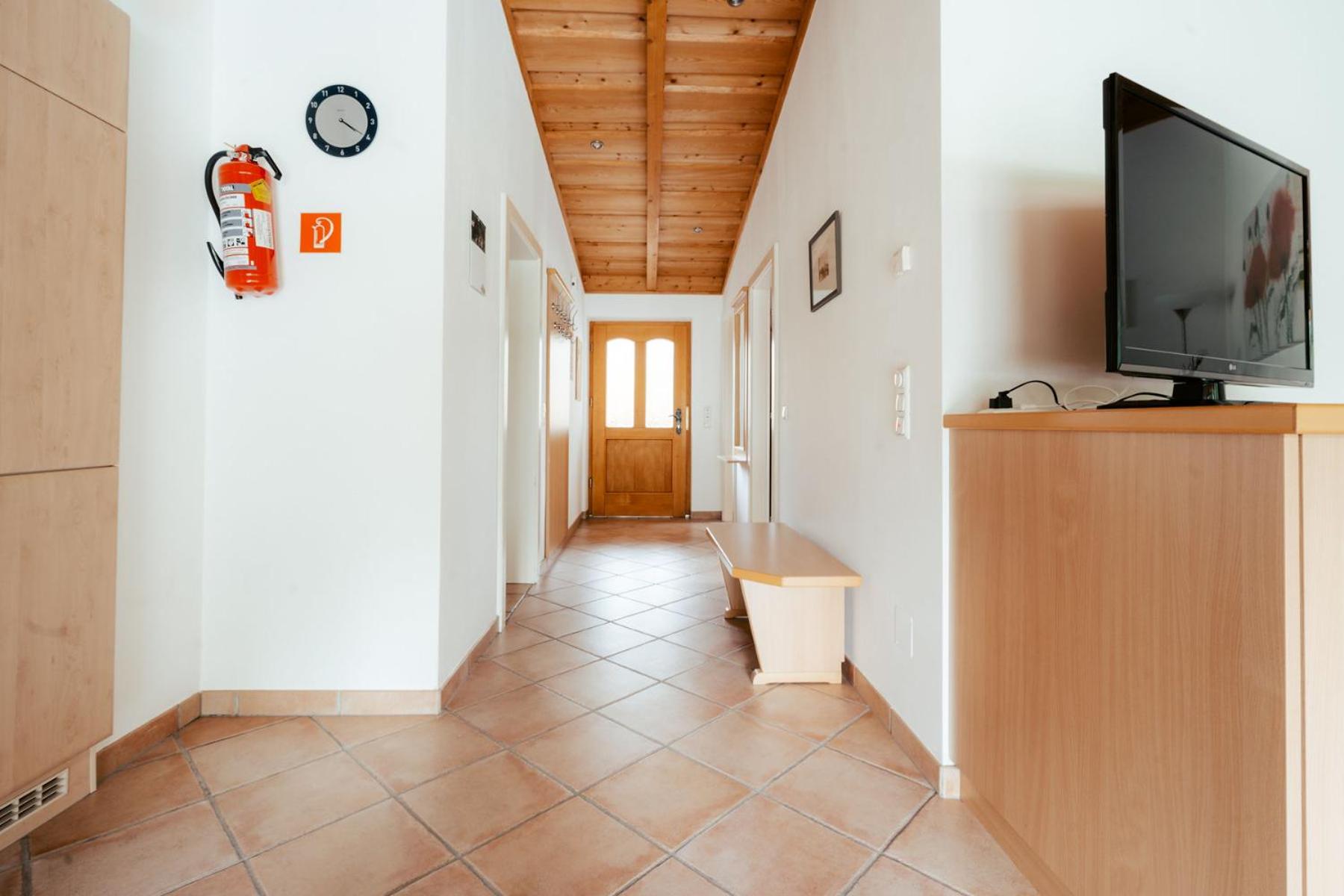 Apartment with Mountain View photo 1