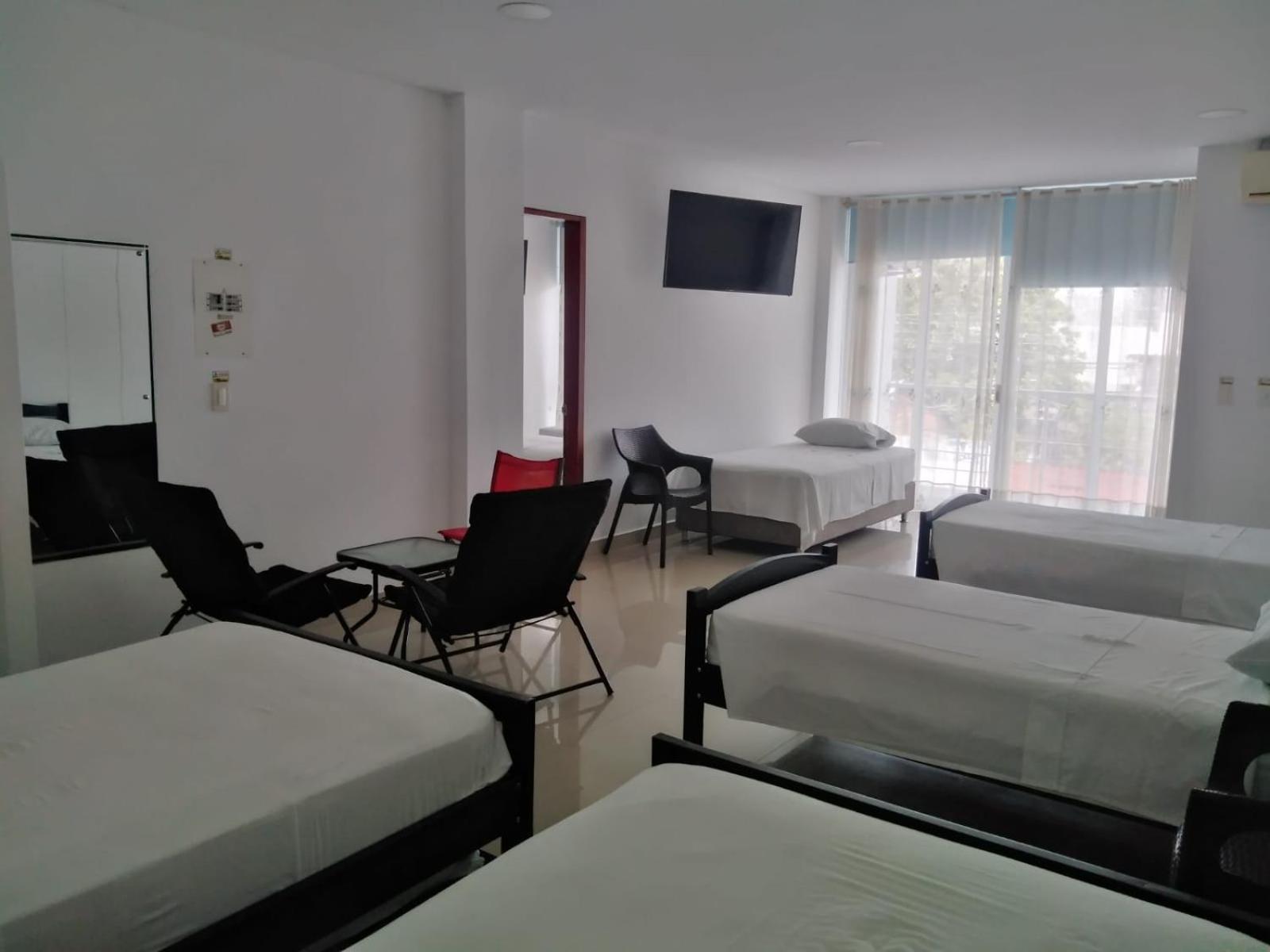 Apartment photo 2