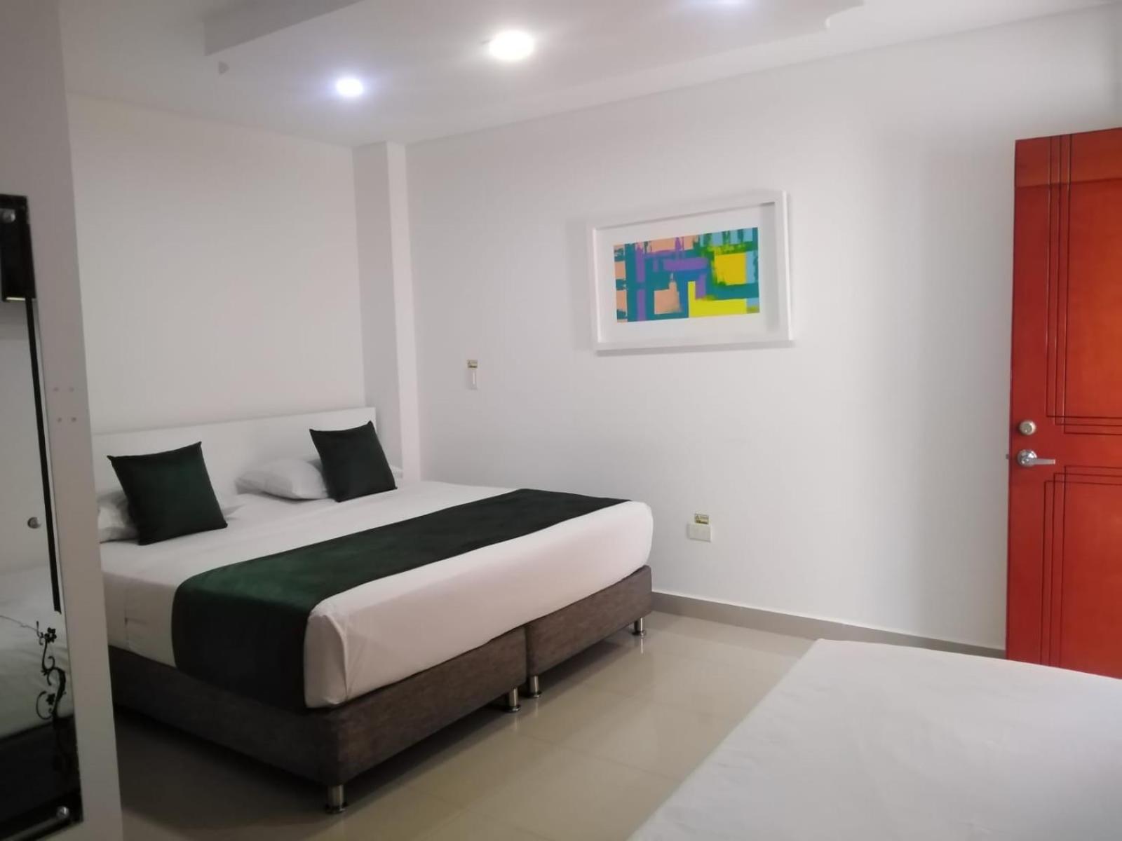 Standard Twin Room photo 2