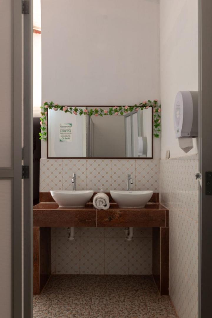 Standard Double Room with Shared Bathroom photo 2