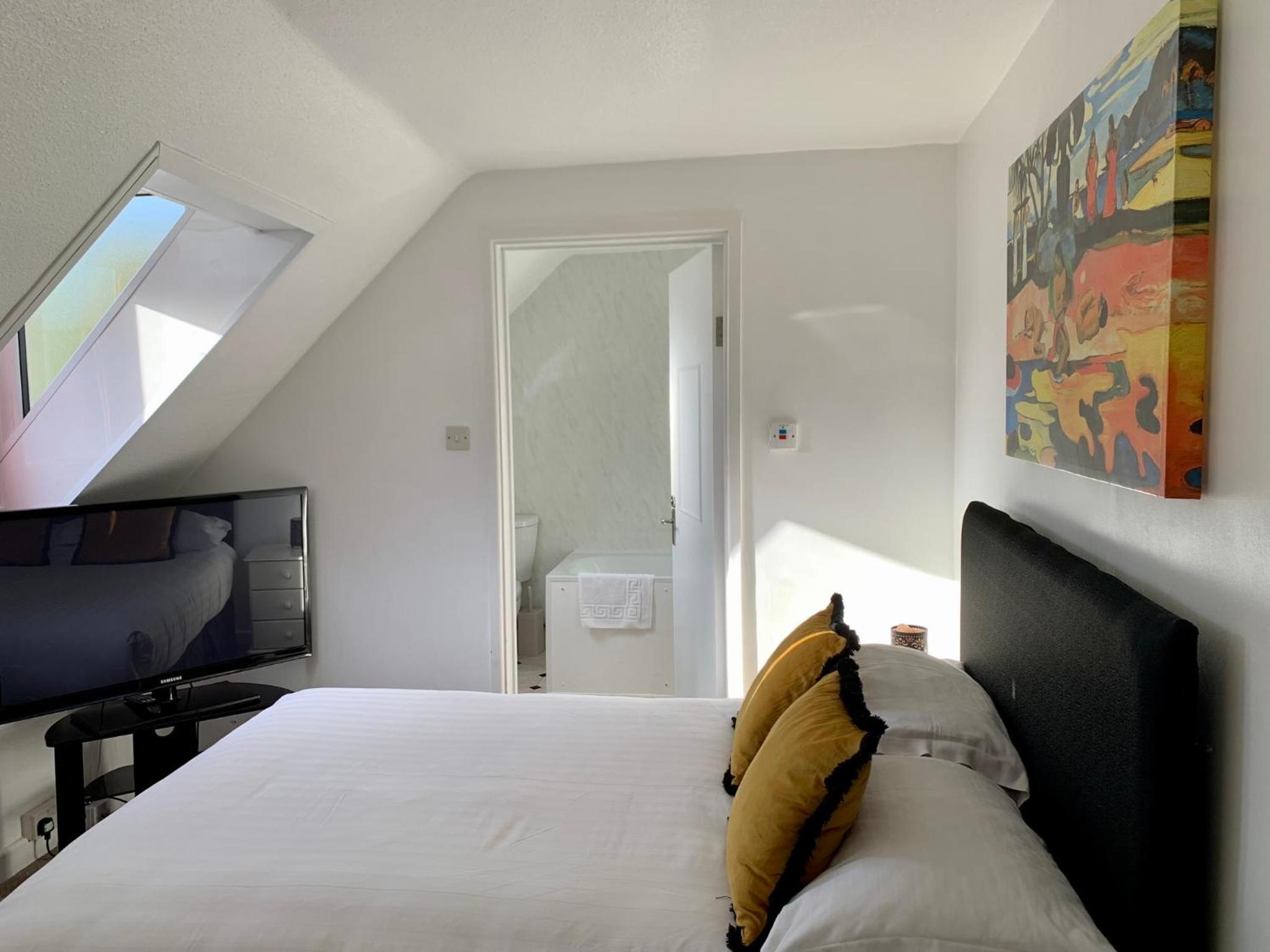 One Bedroom Apartment Garden View - Photo 4