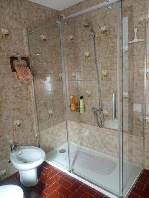 Four-Bedroom House photo 3