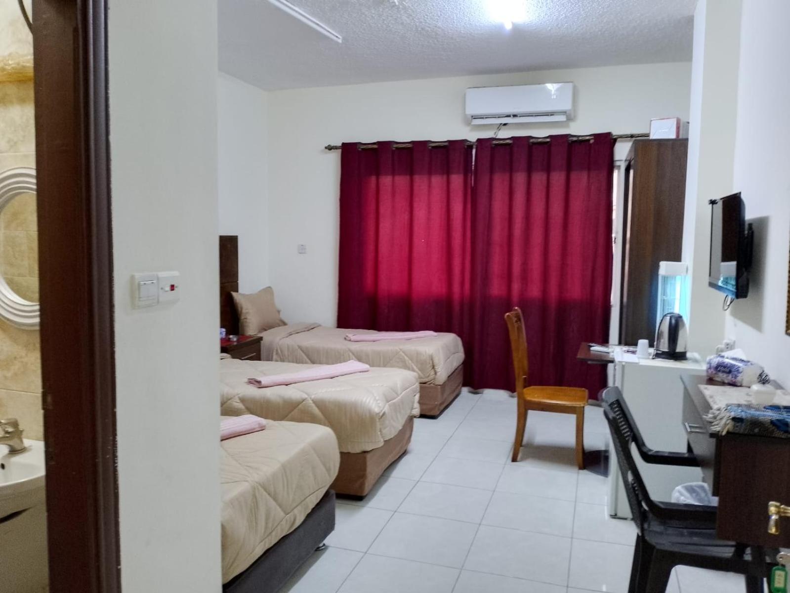 Budget Triple Room