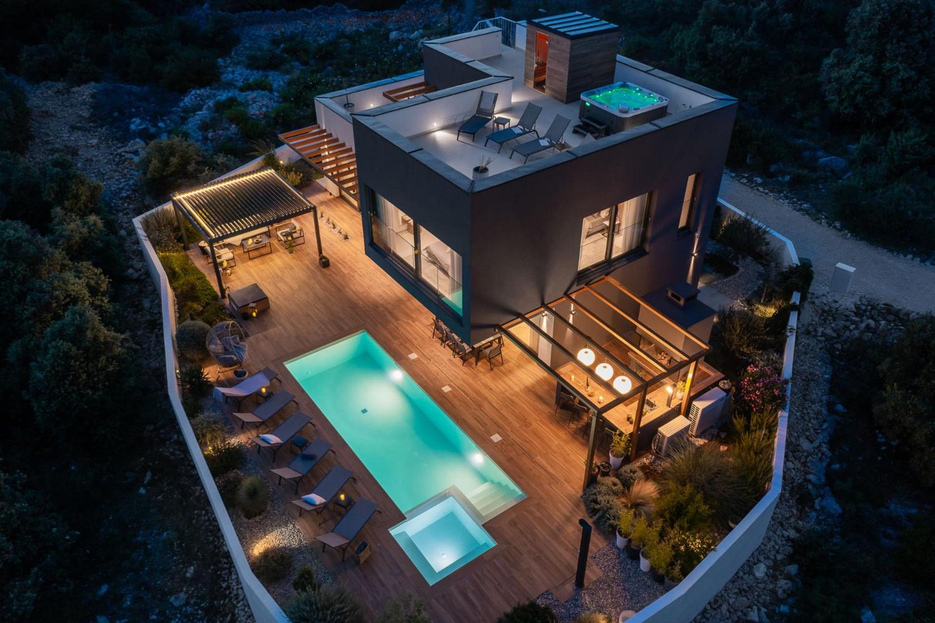 Villa with Private Pool photo 2