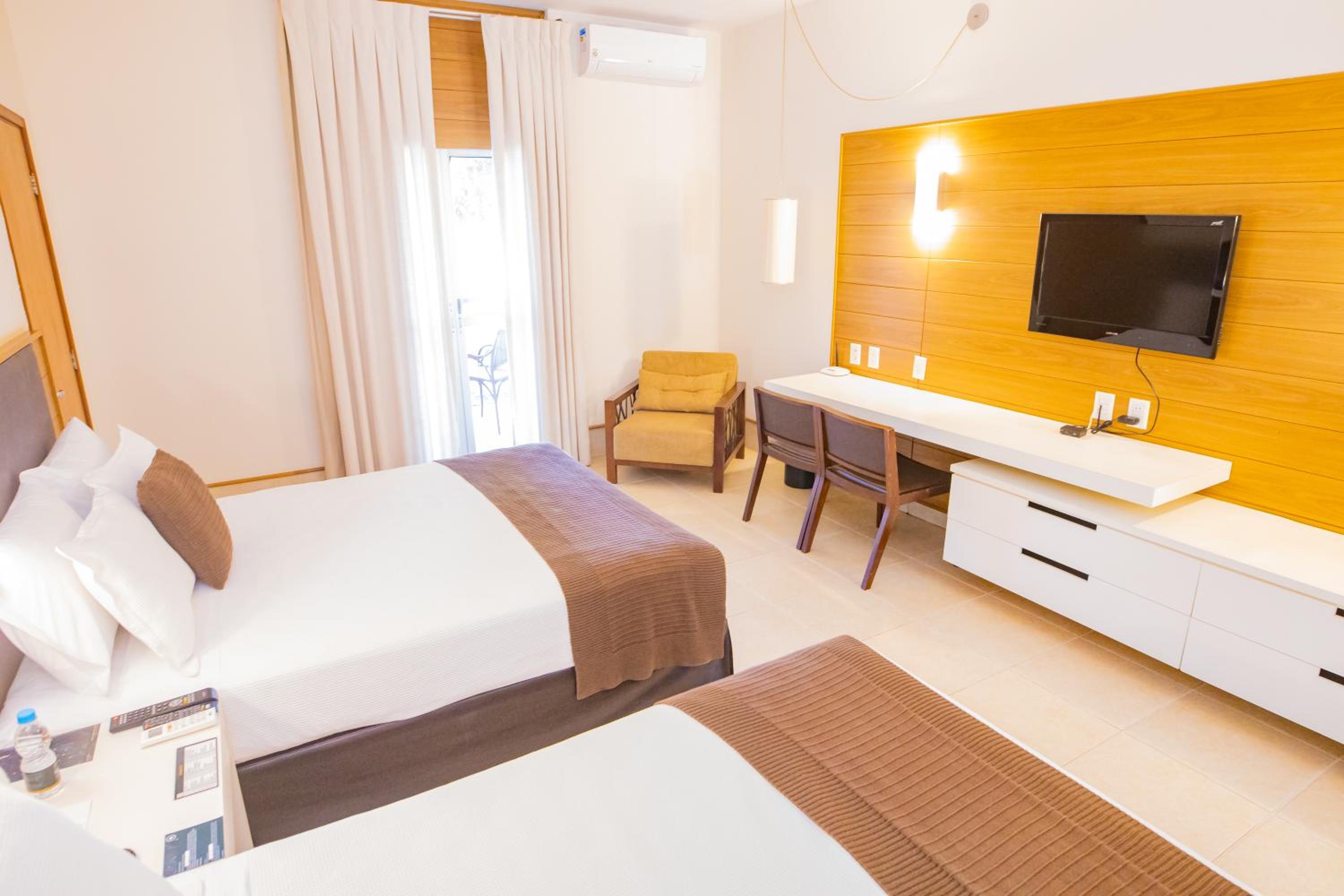 Super Deluxe with Two Double Beds