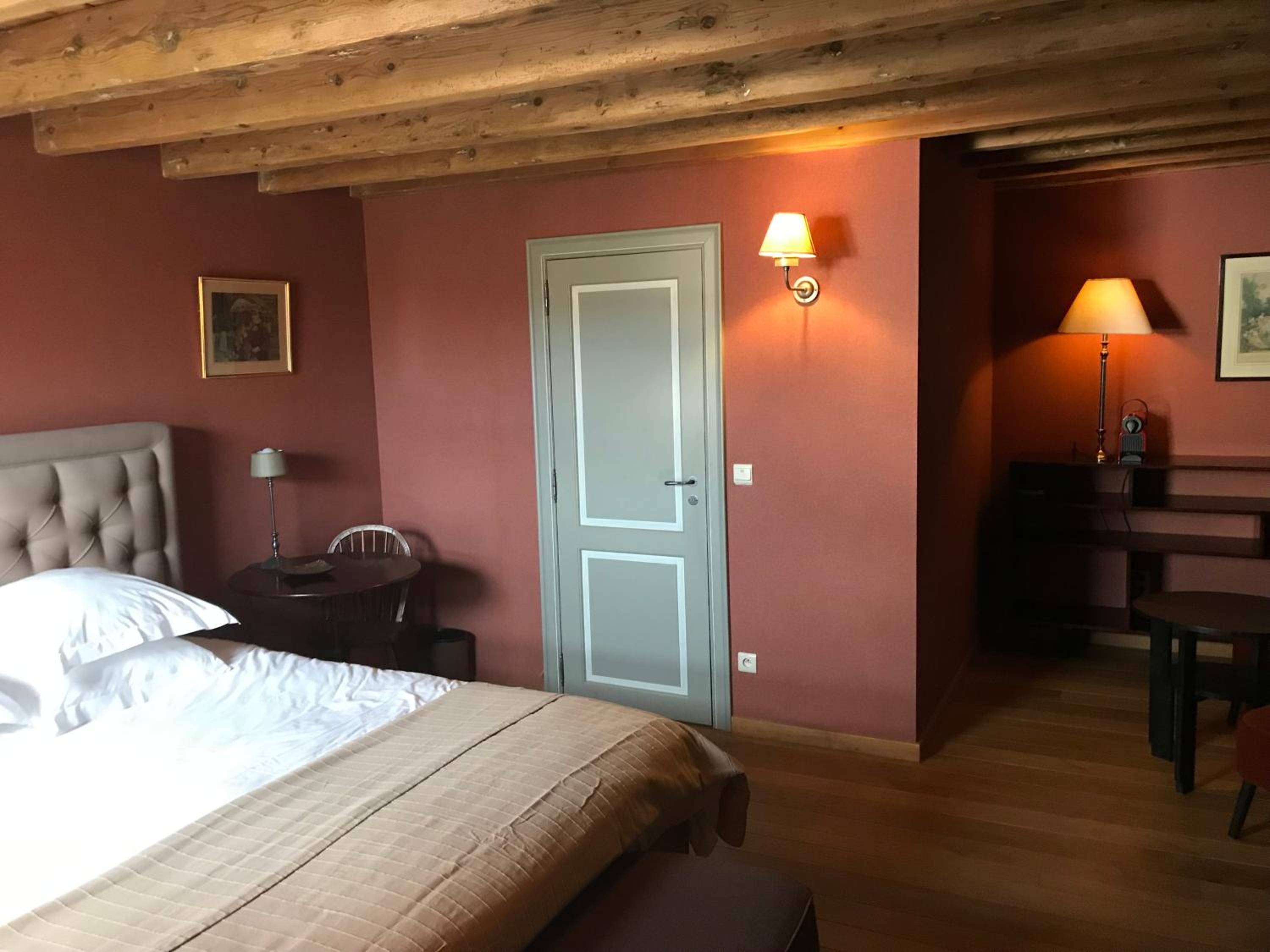 Double Room with Private Bathroom - Photo 15