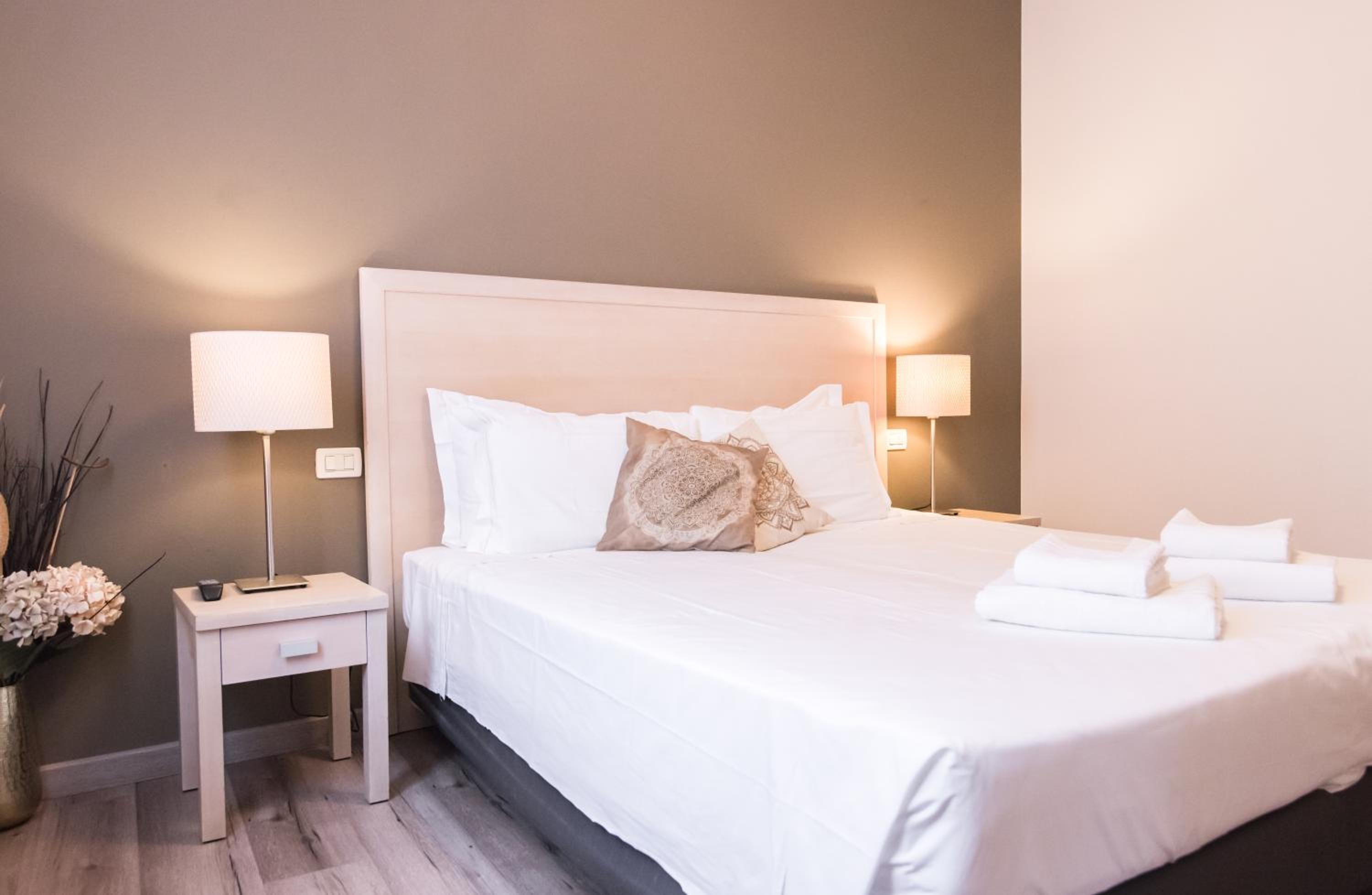 Double or Twin Room photo 3