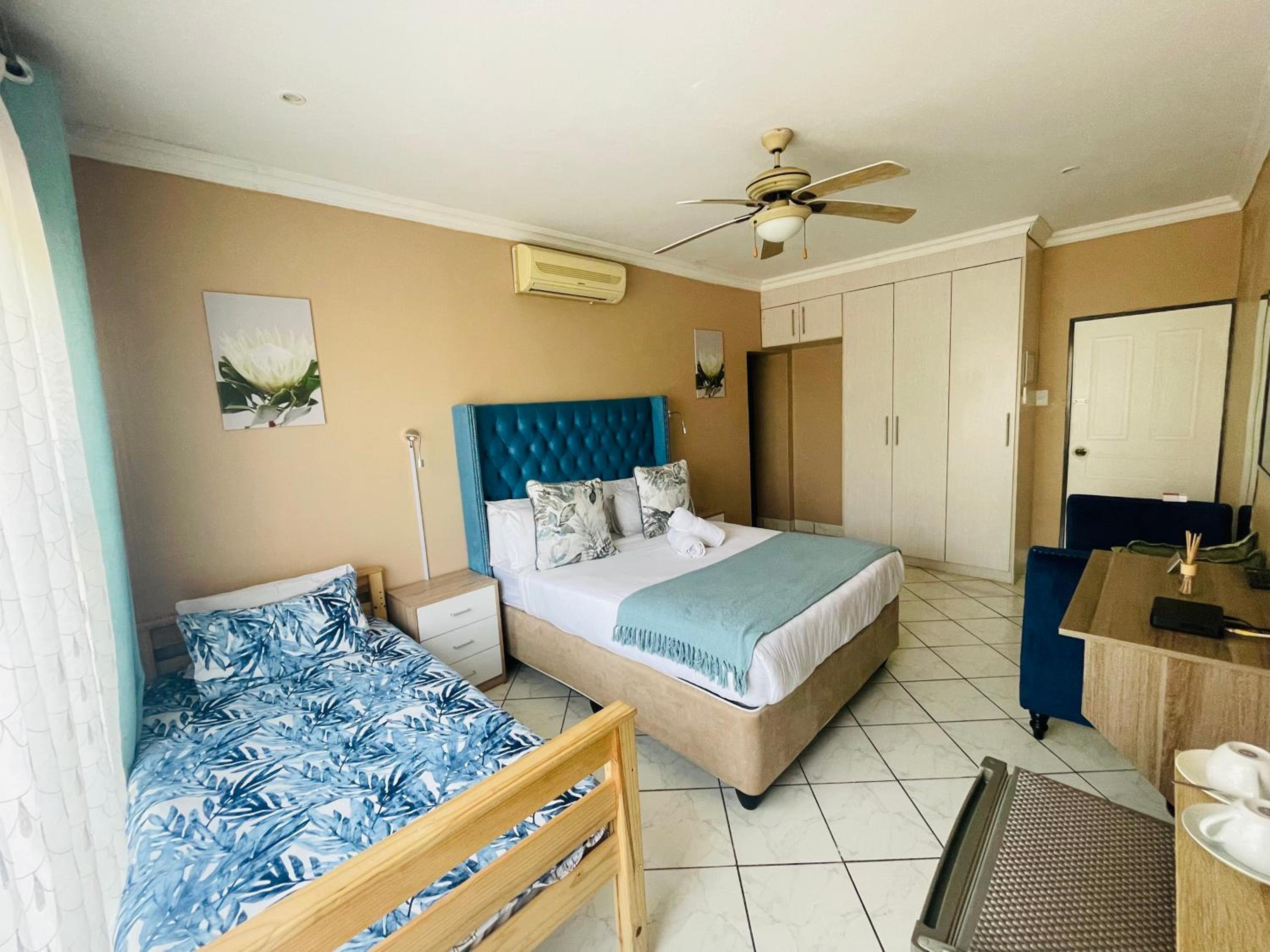 Standard Queen Room - Photo 5