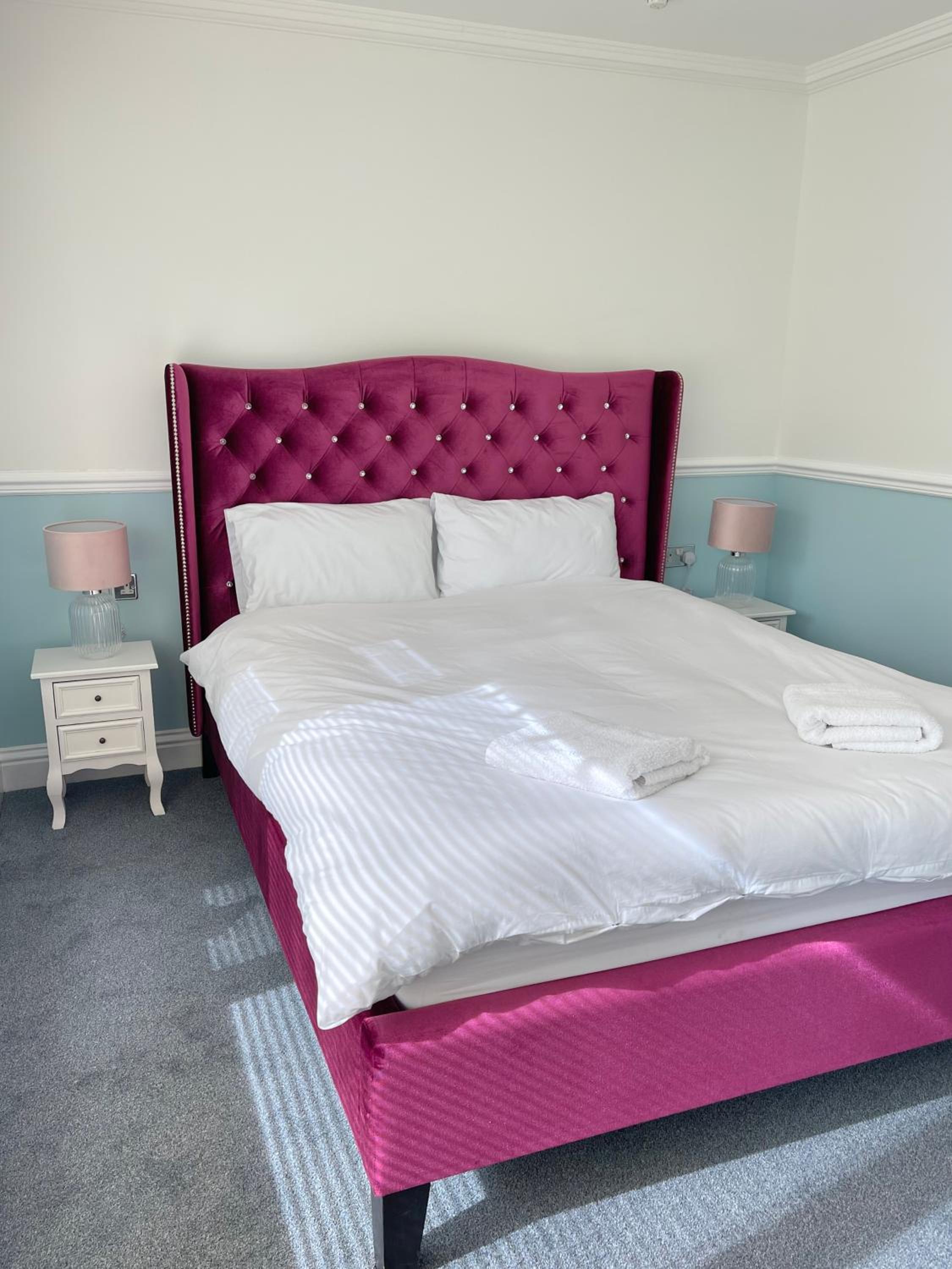 Deluxe King Room photo 2