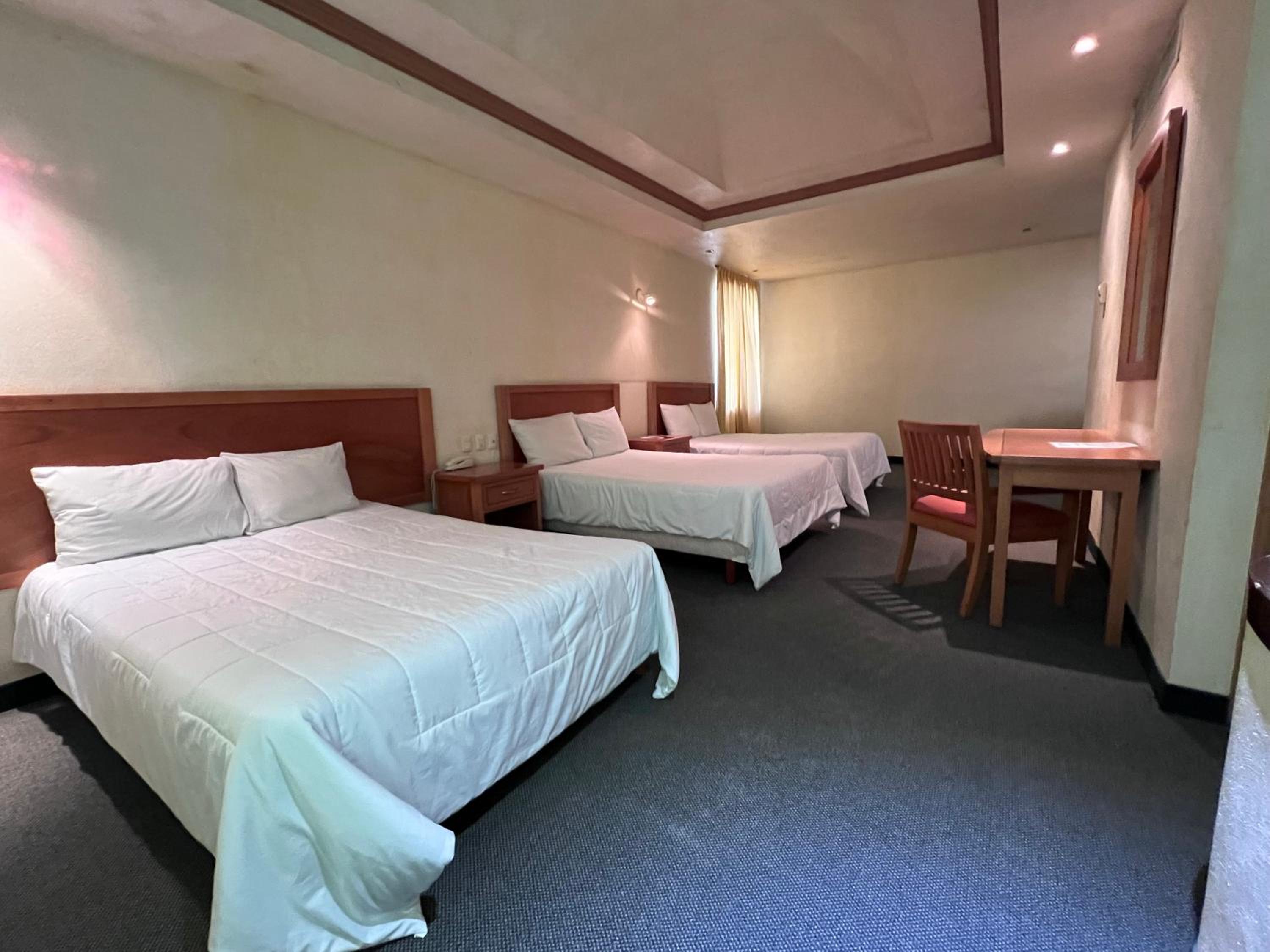 Standard Triple Room - Photo 2