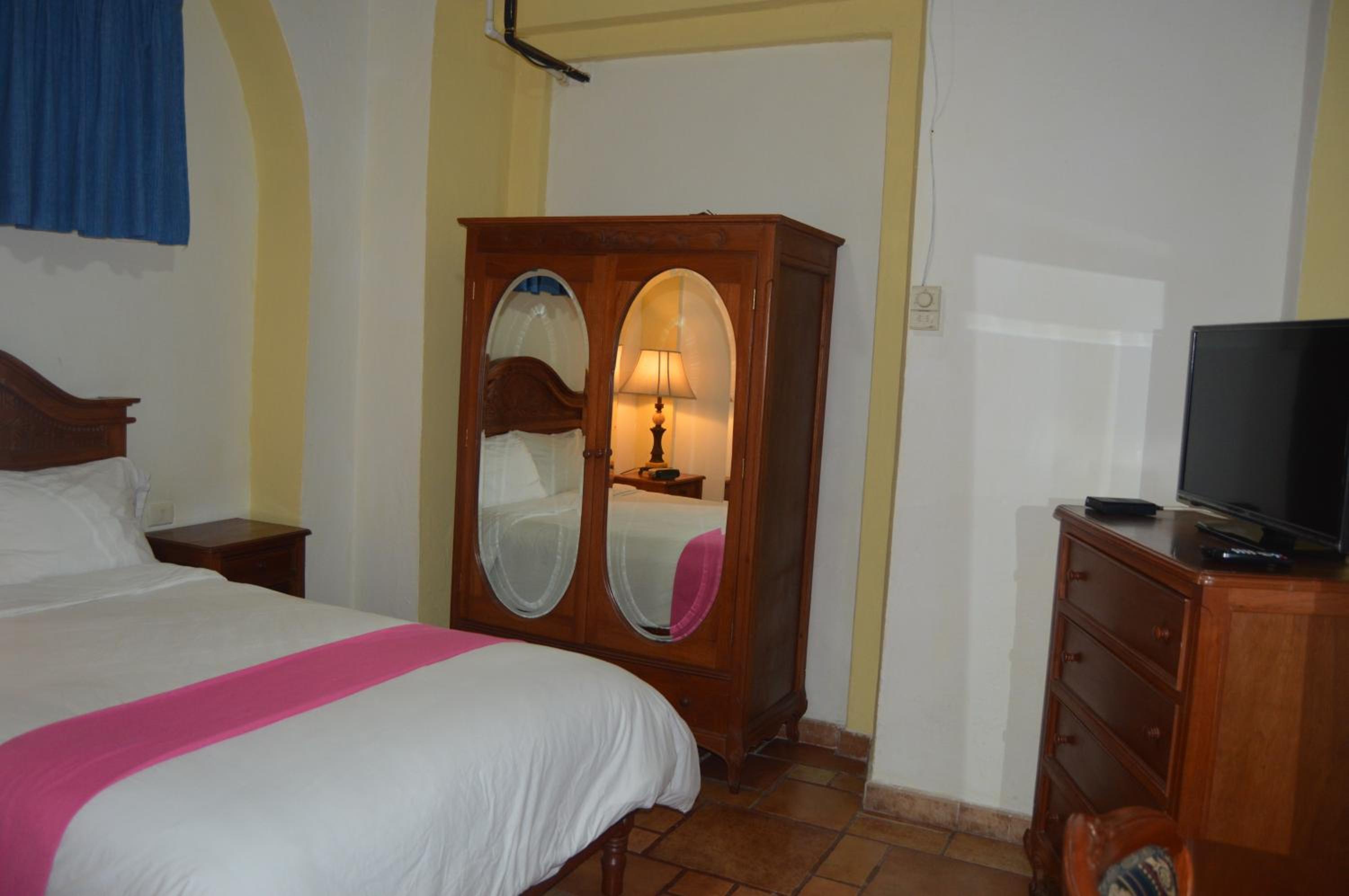 Standard Room photo 2