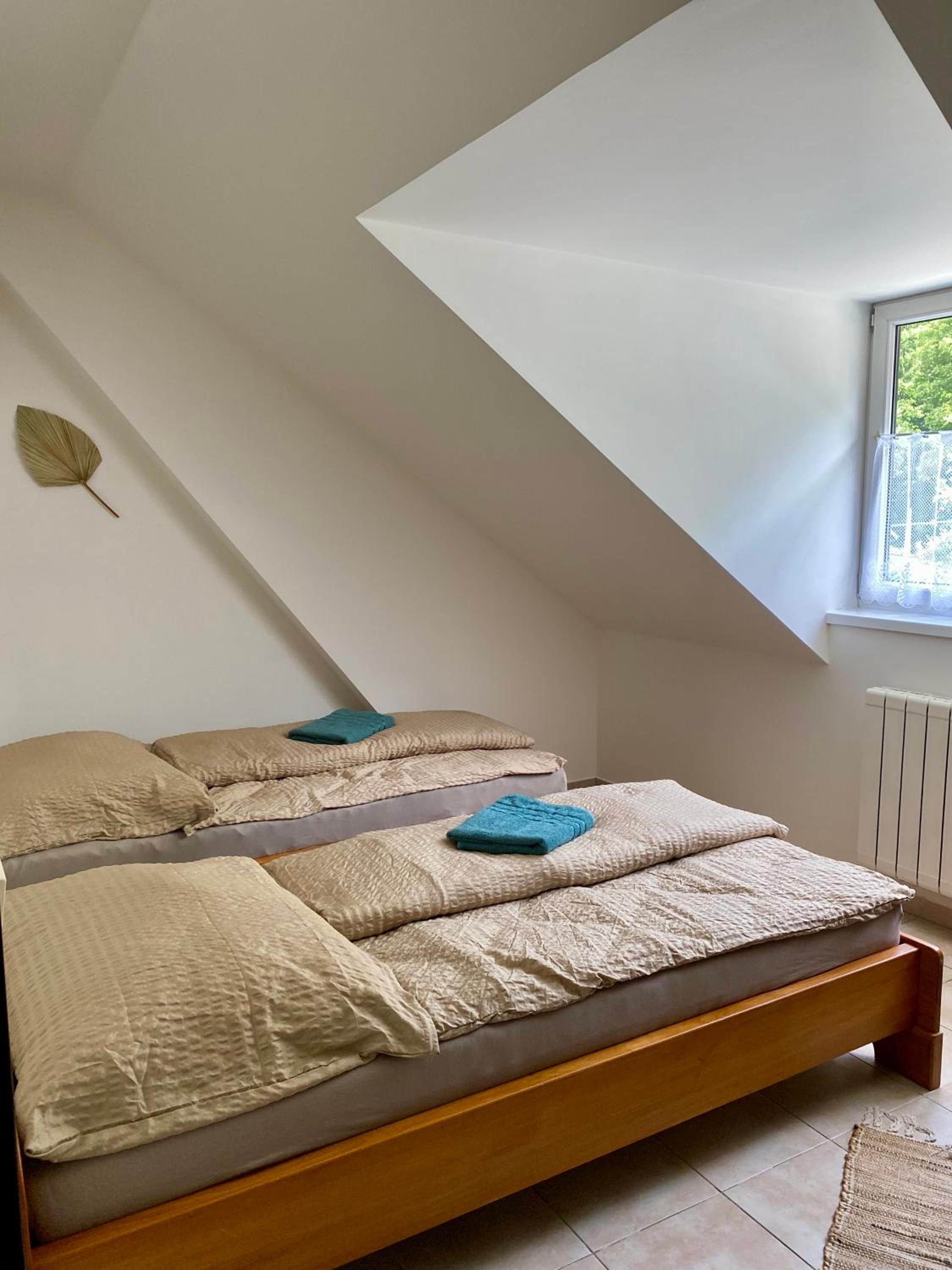 Triple Room With Private Bathroom photo 1