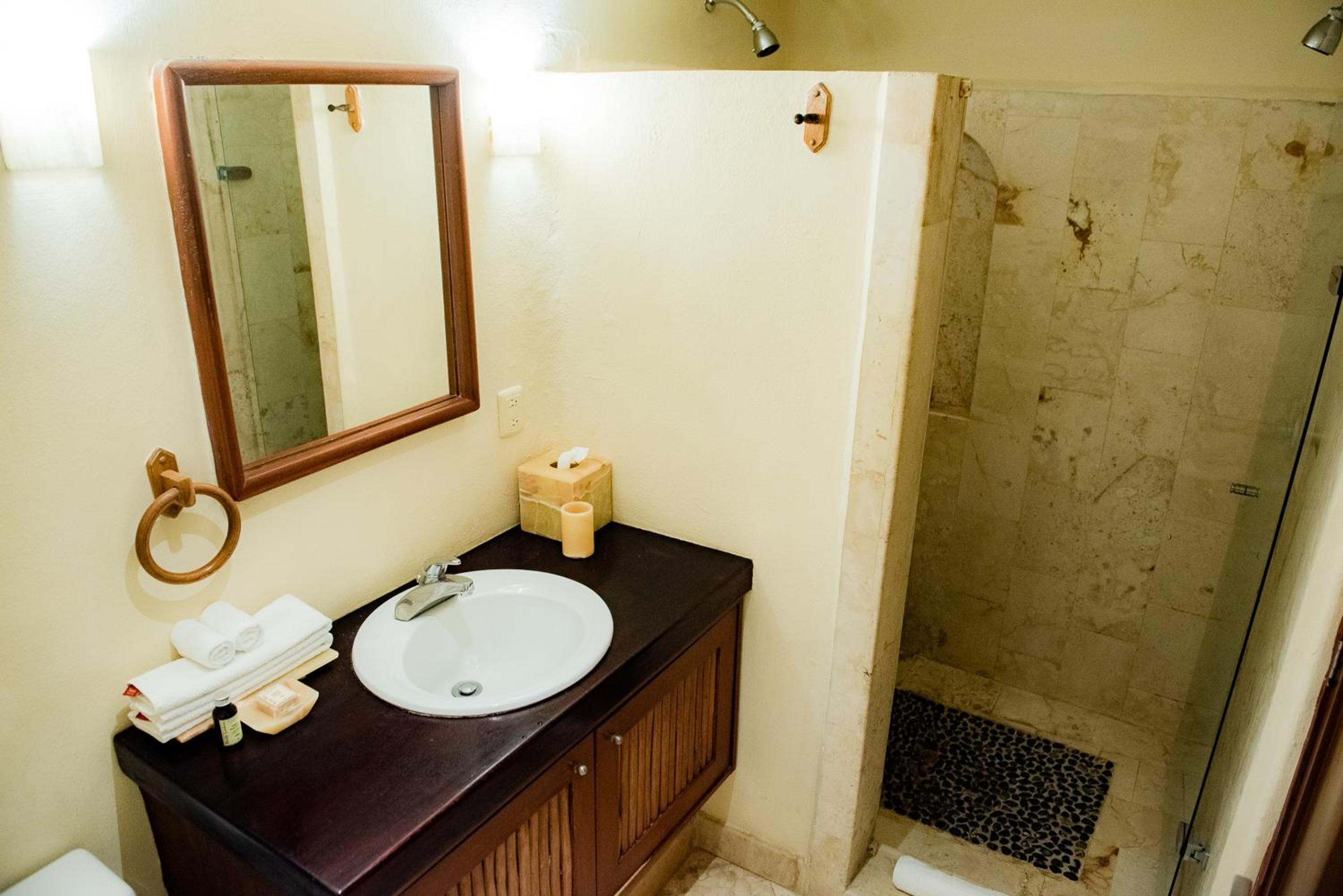 Two-Bedroom Apartment - Photo 6