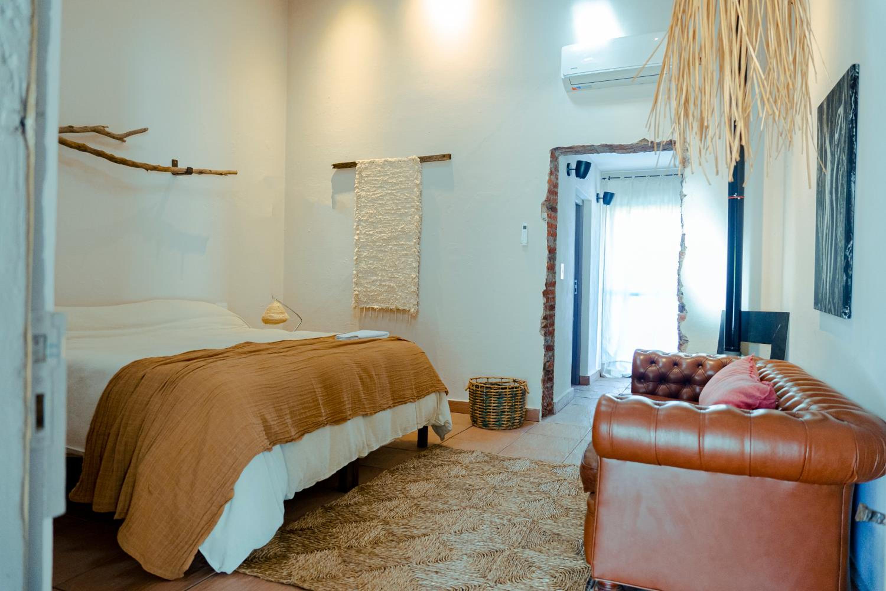 Double Room With Private Bathroom photo 3