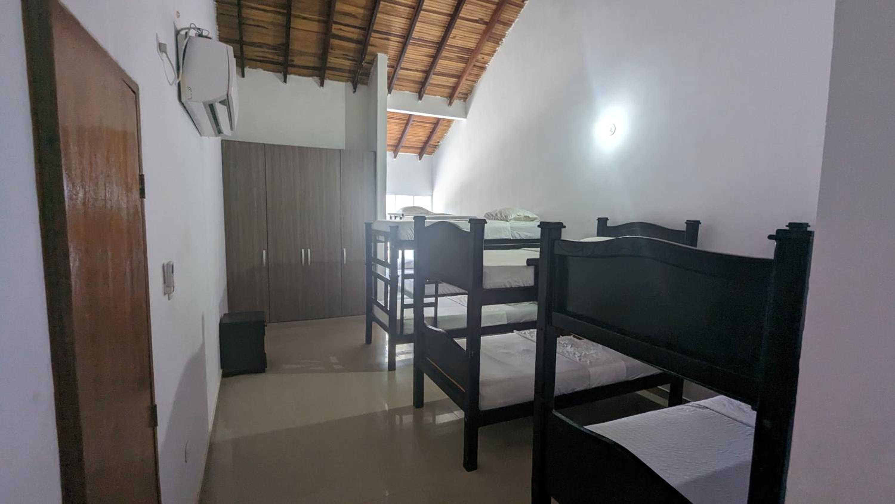 Bed In 8-Bed Mixed Dormitory Room photo 1