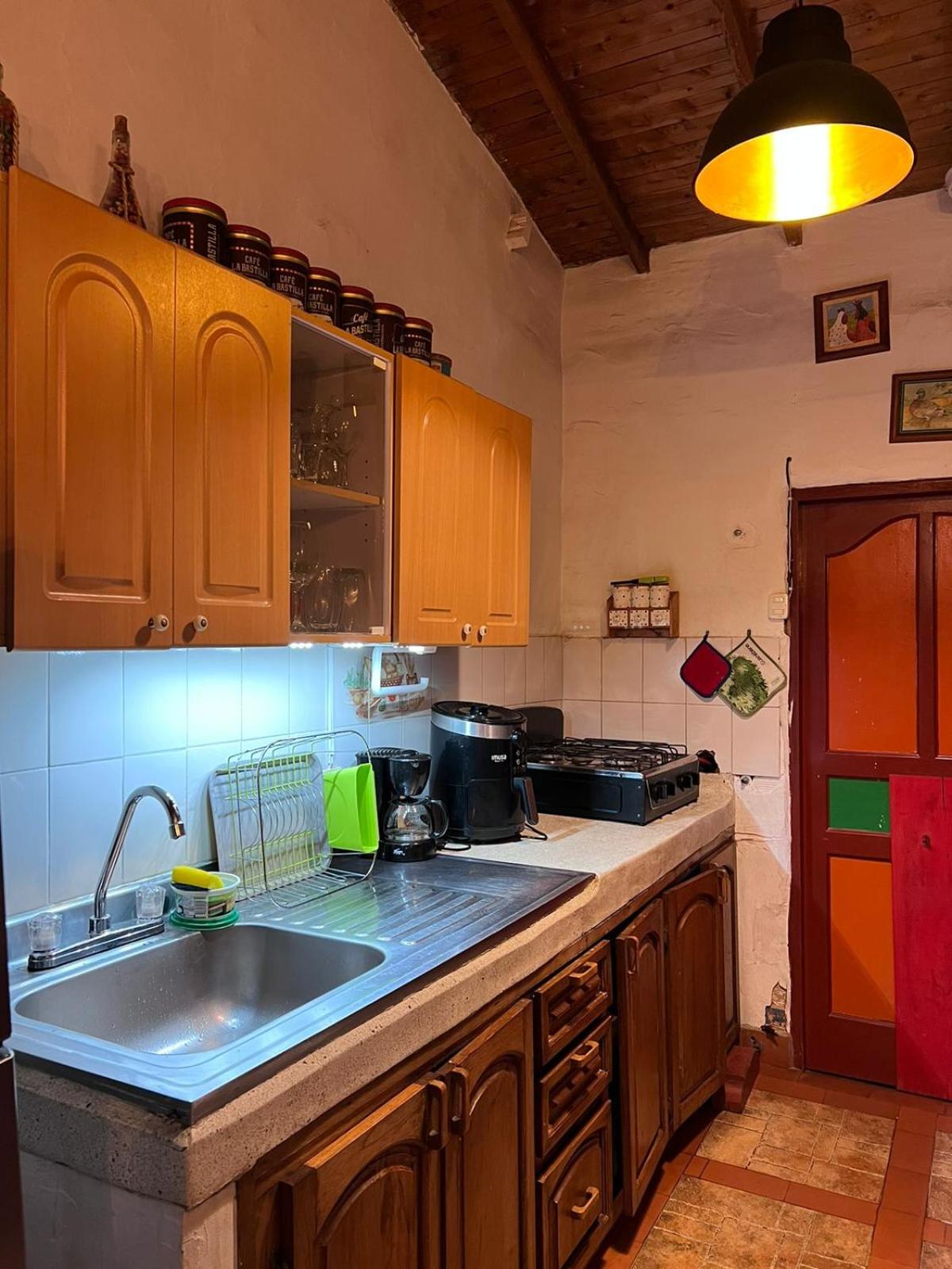 Double Room With Private Bathroom photo 2