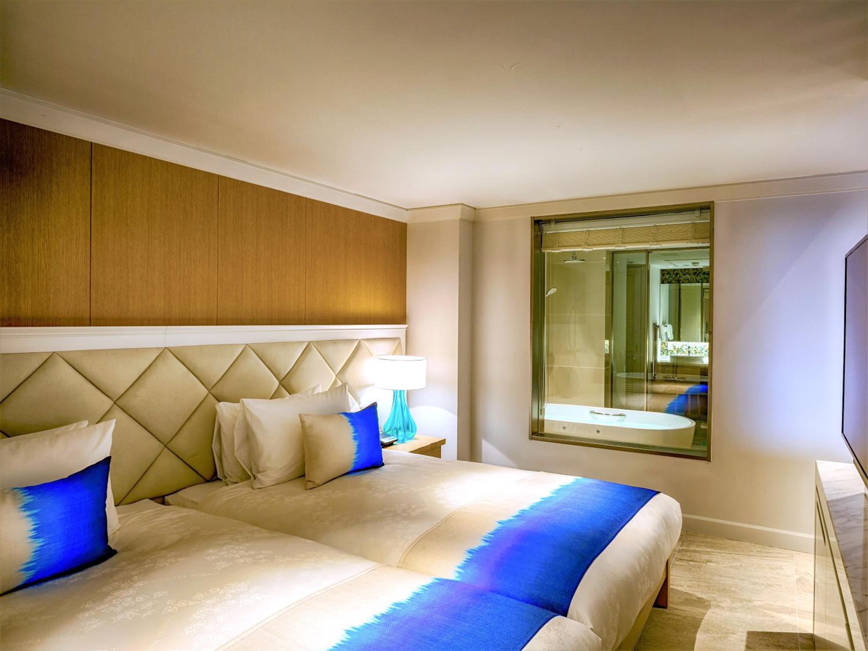 Deluxe Room Non Smoking - Photo 4