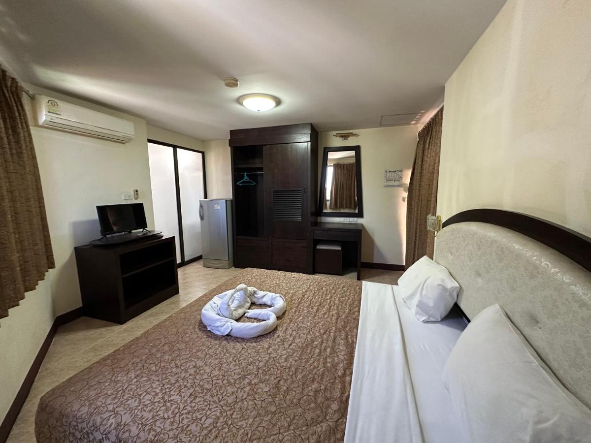 Deluxe Double Room photo 2