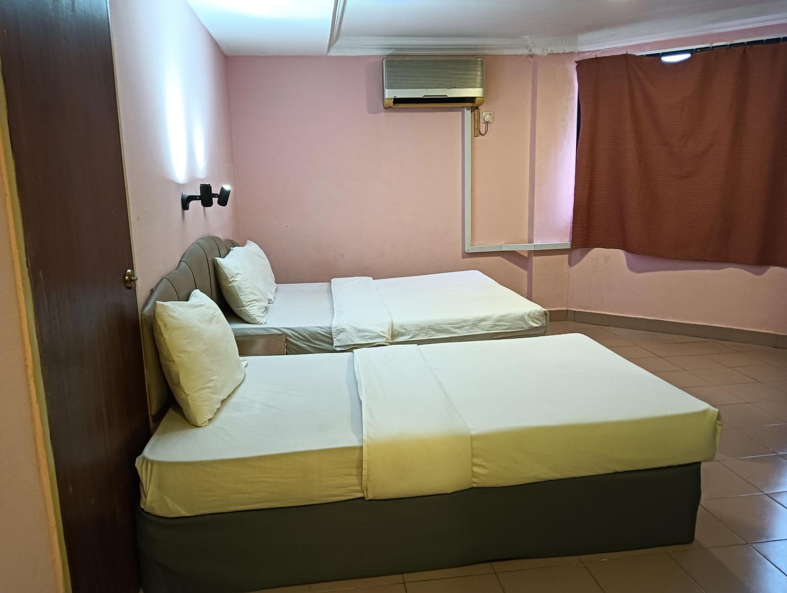 Deluxe Triple Room - Photo 1