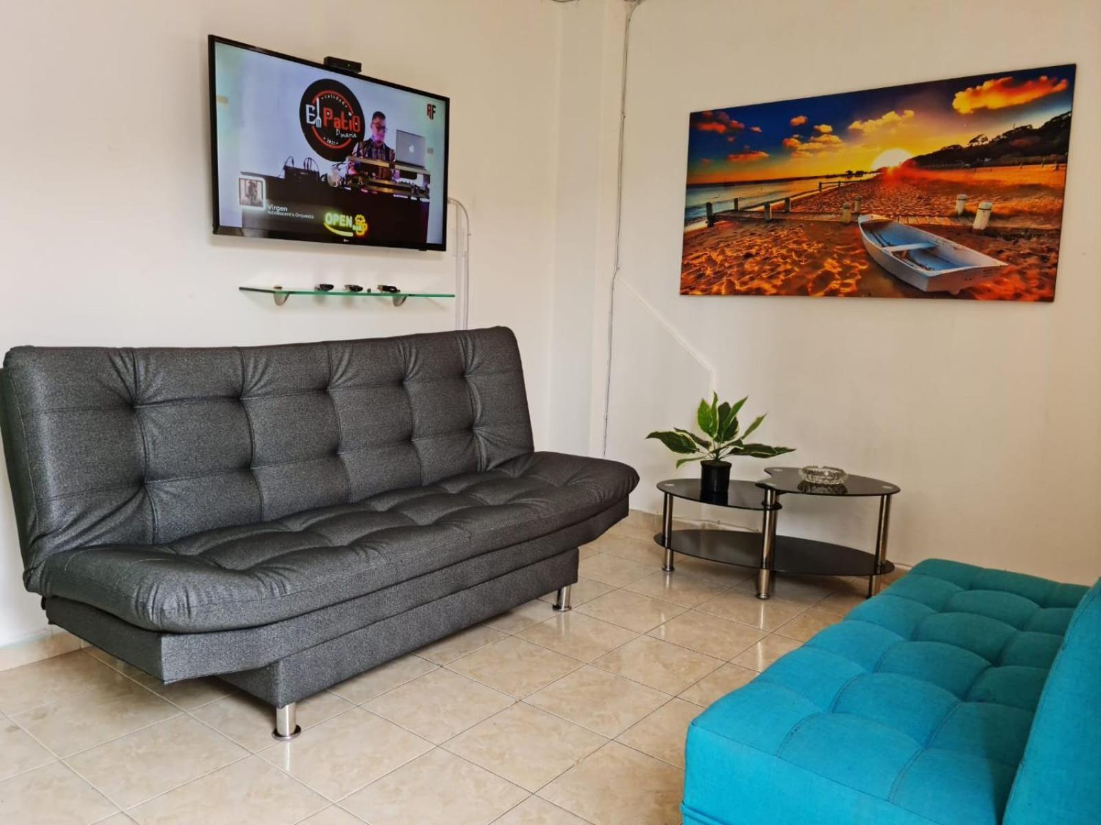 Three-Bedroom Apartment photo 1