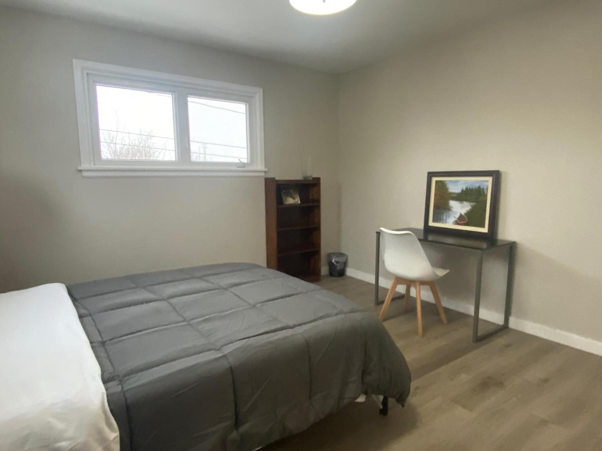 Deluxe Double Room (2 Adults + 1 Child) photo 3