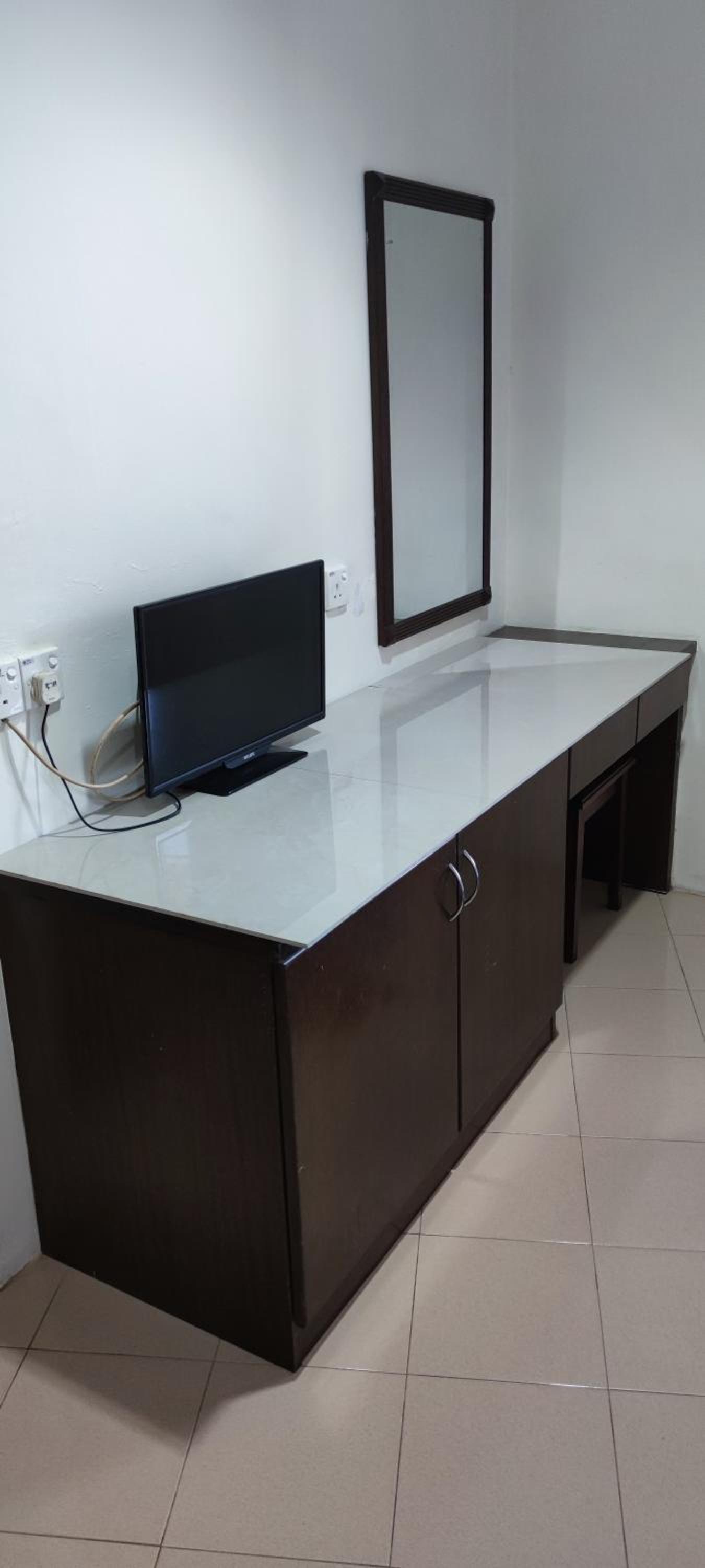 Single Bed In Dormitory Room photo 2