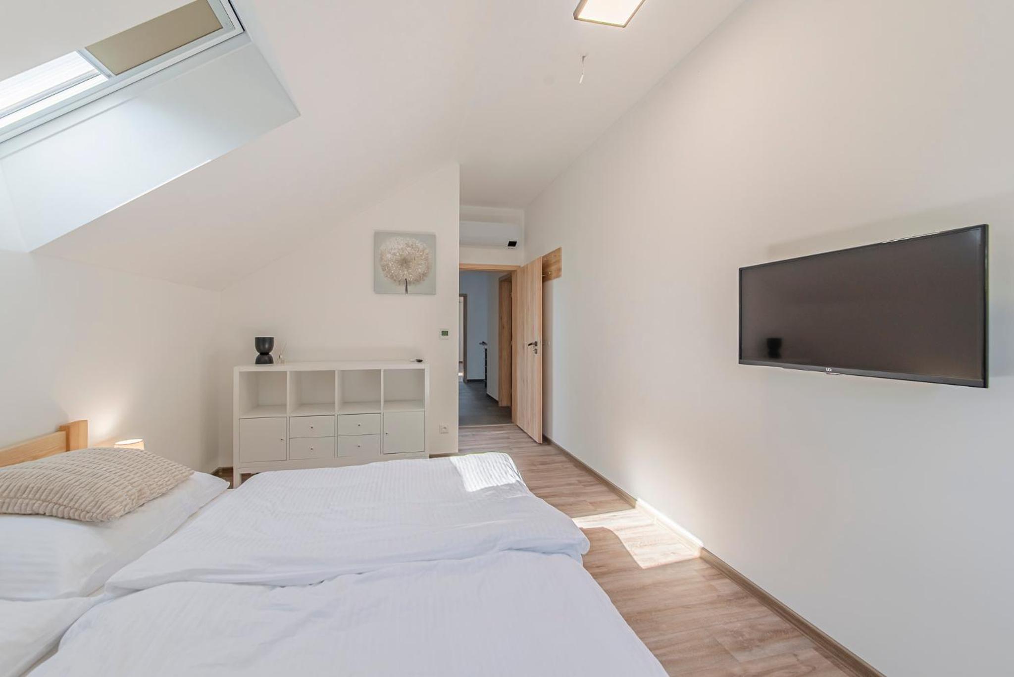Four-Bedroom House photo 1