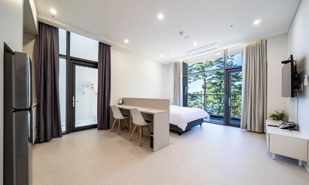 Standard Double Room photo 2