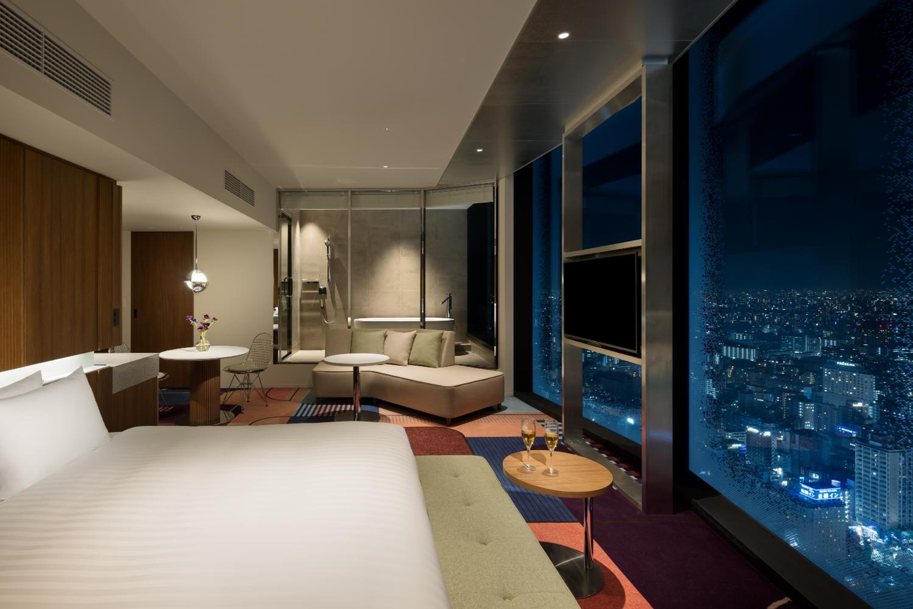 PARKROYAL Suite photo 2