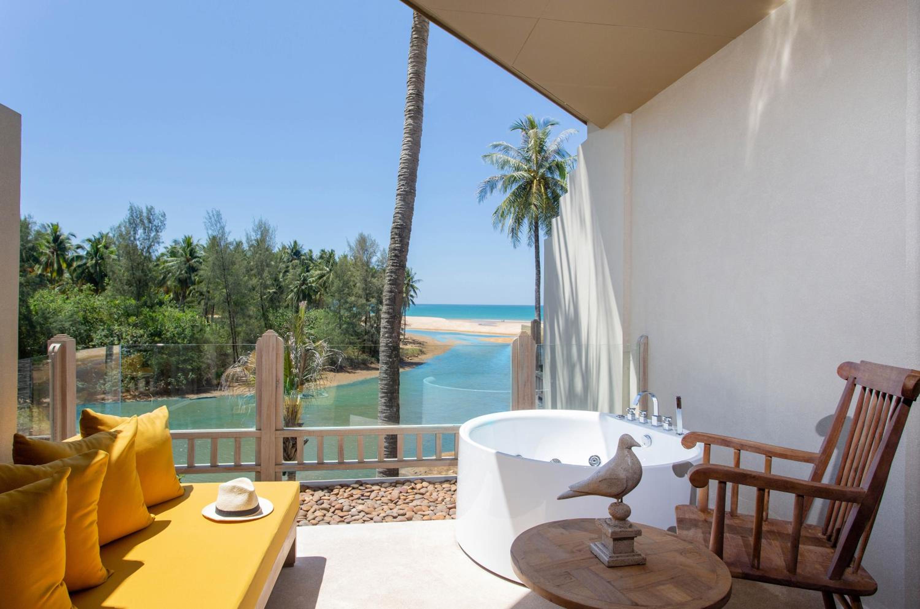 Seaside Junior Suite with Hot Tub photo 3