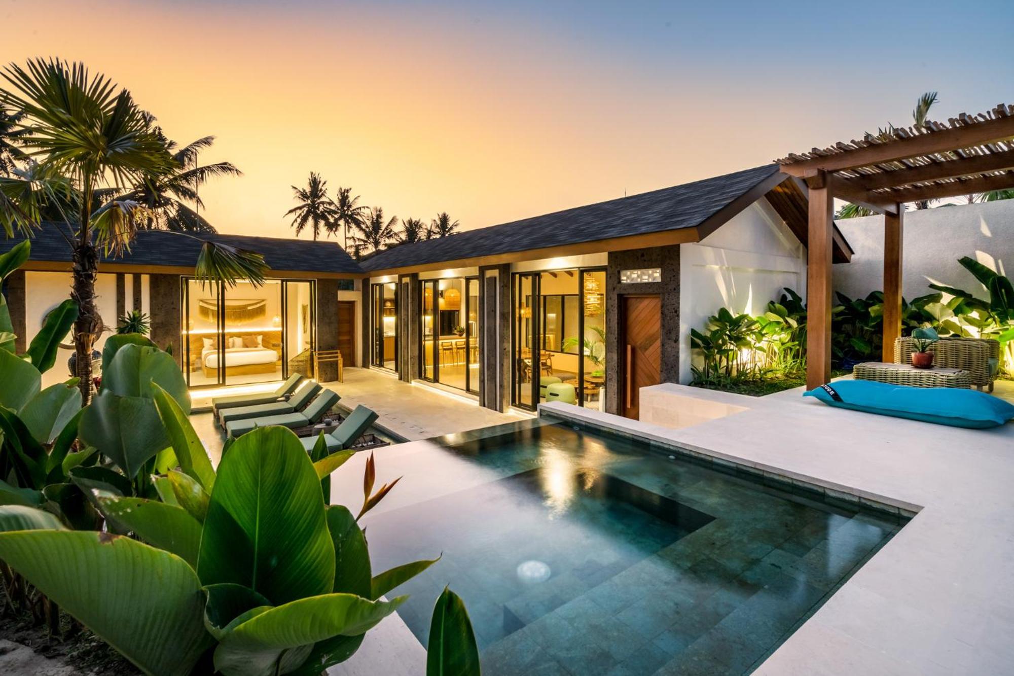 Three-Bedroom Villa - Photo 28