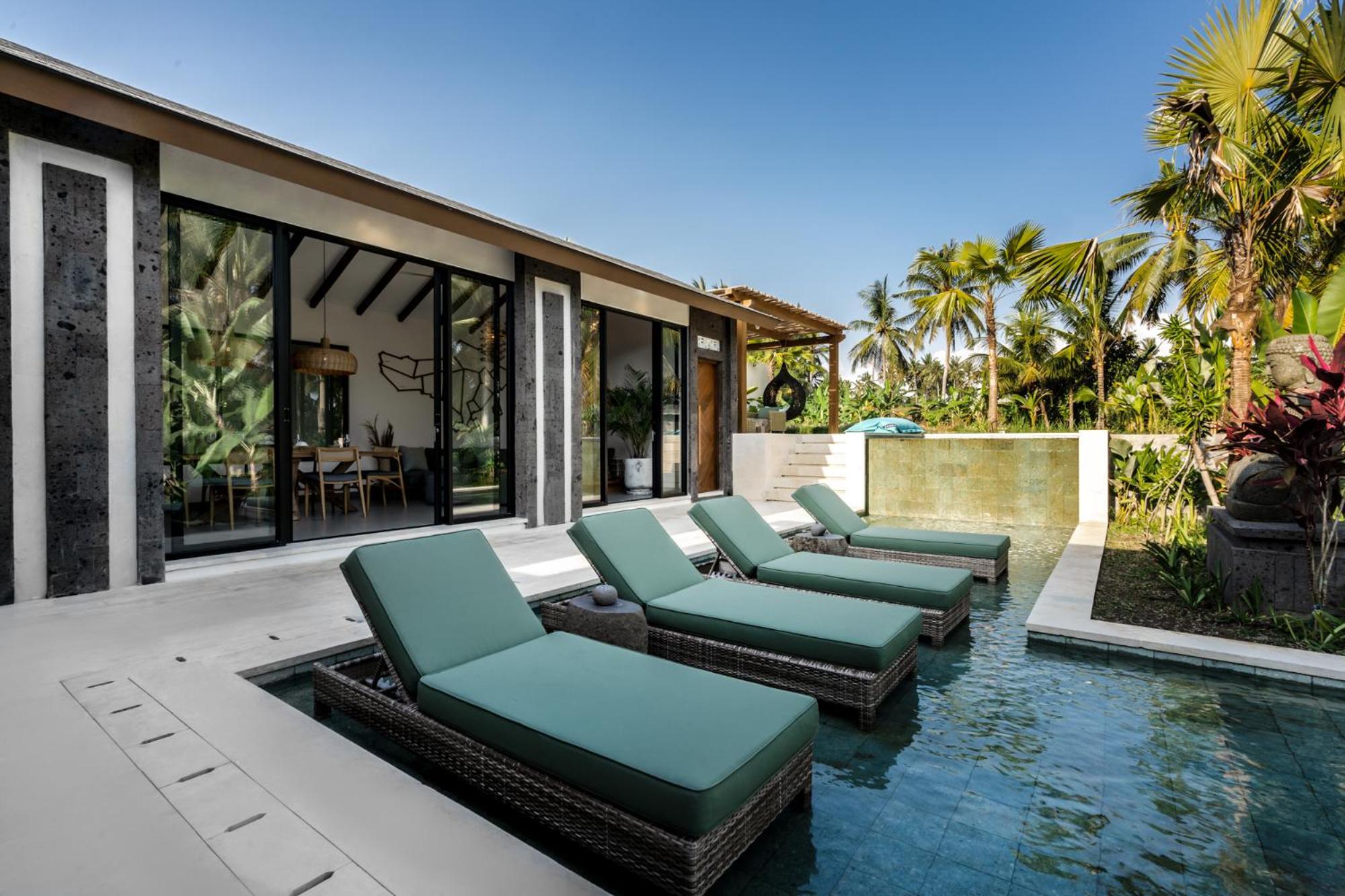 Three-Bedroom Villa - Photo 17