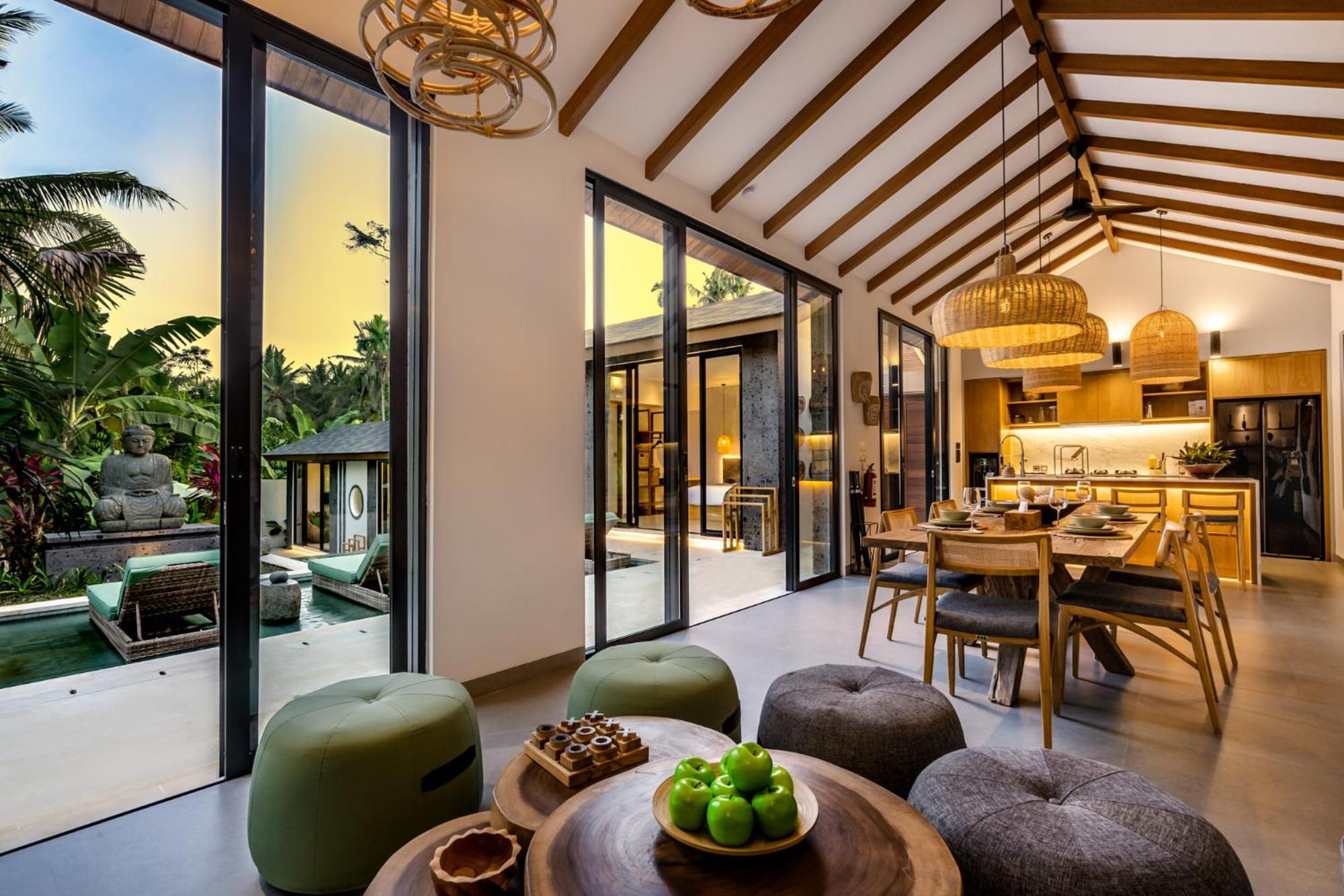 Three-Bedroom Villa - Photo 16