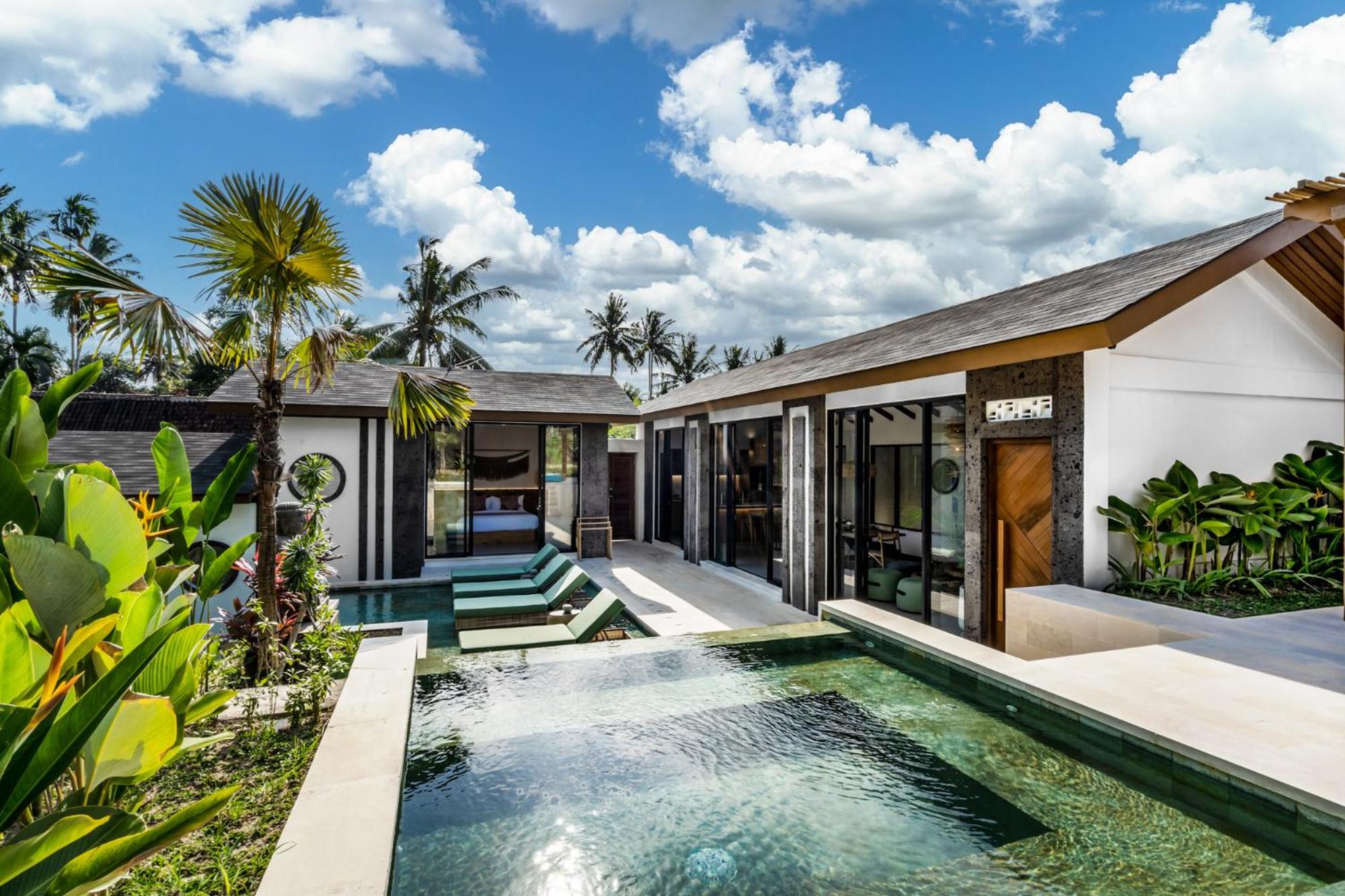 Three-Bedroom Villa - Photo 15