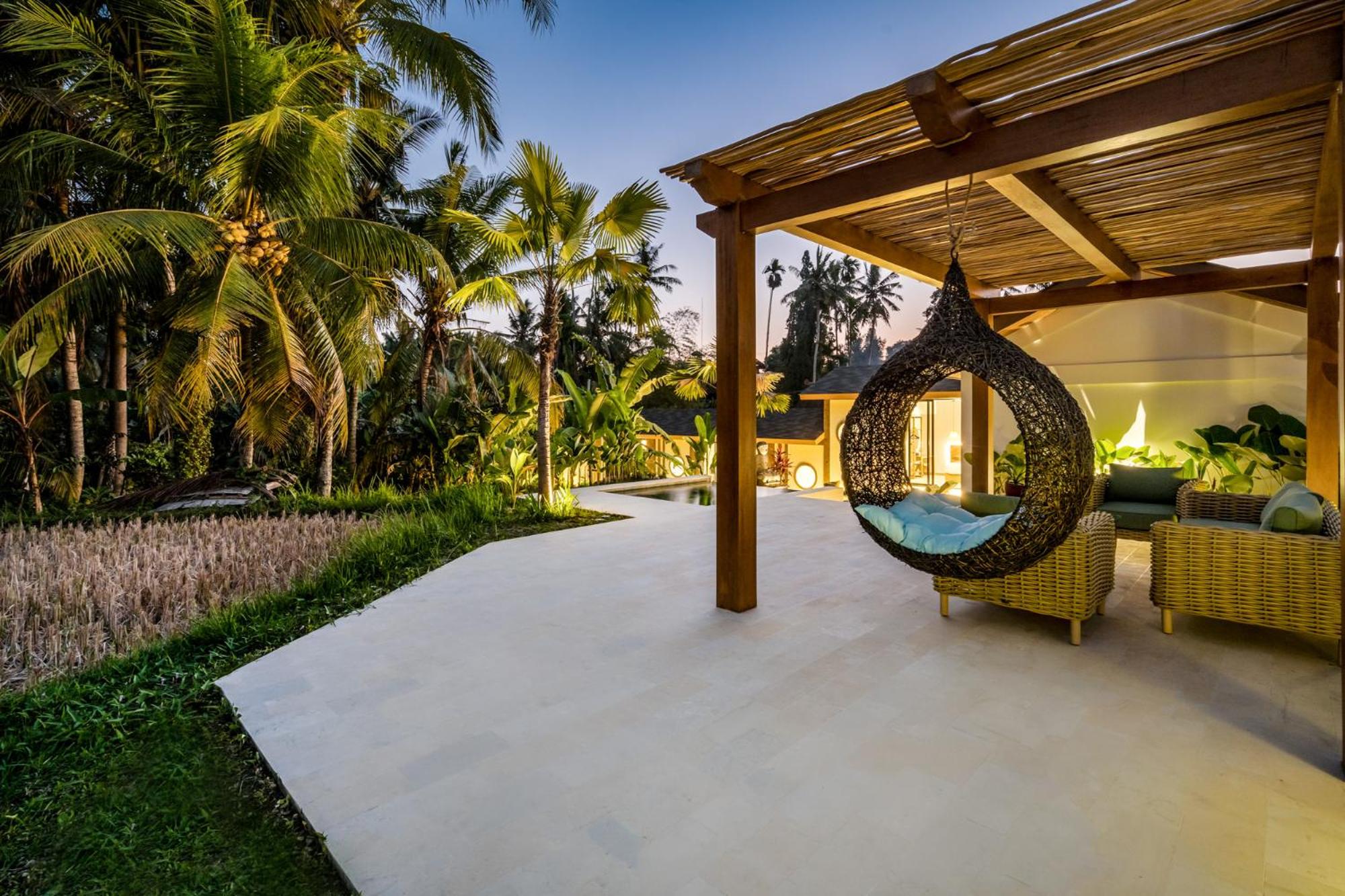 Three-Bedroom Villa - Photo 7
