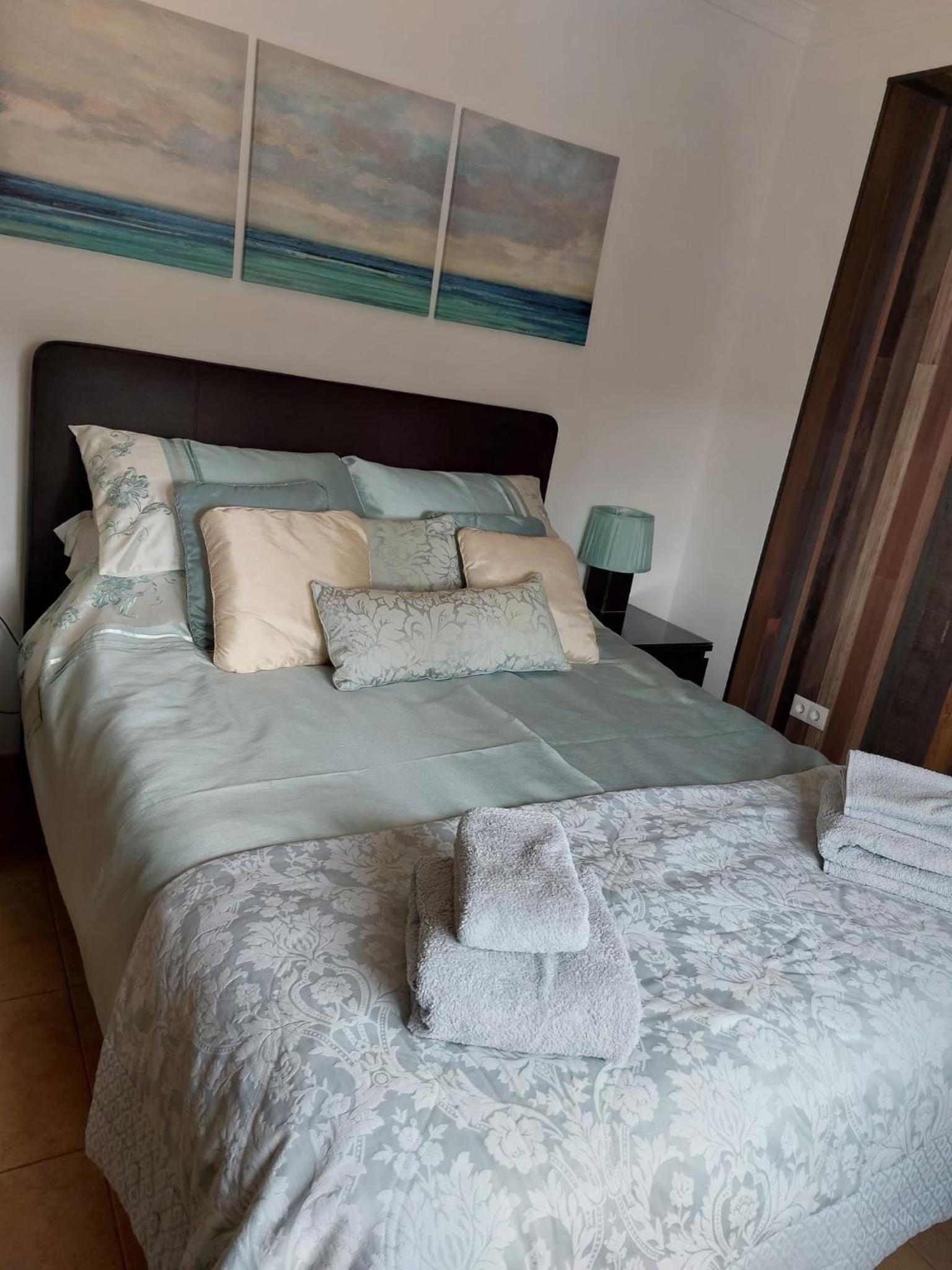 Apartamento de una habitación con terraza privada.