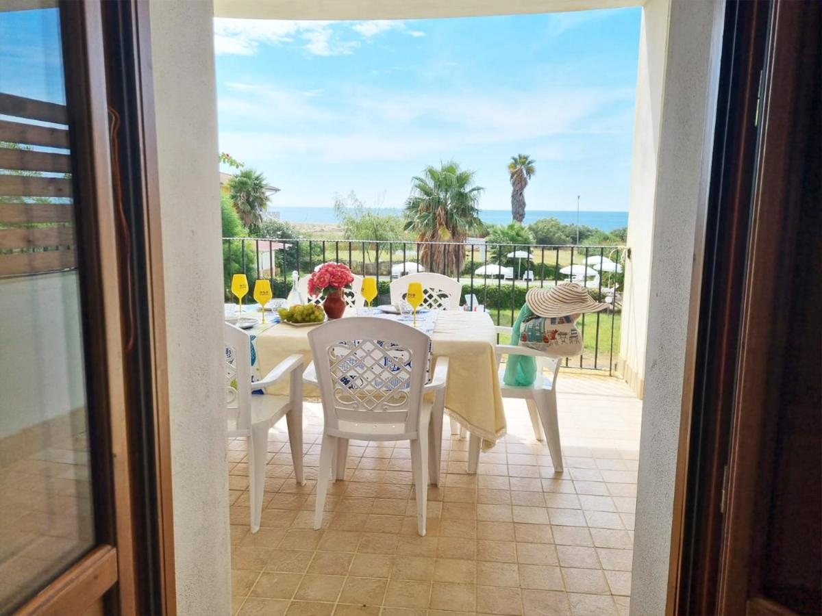 Apartment with Sea View photo 2