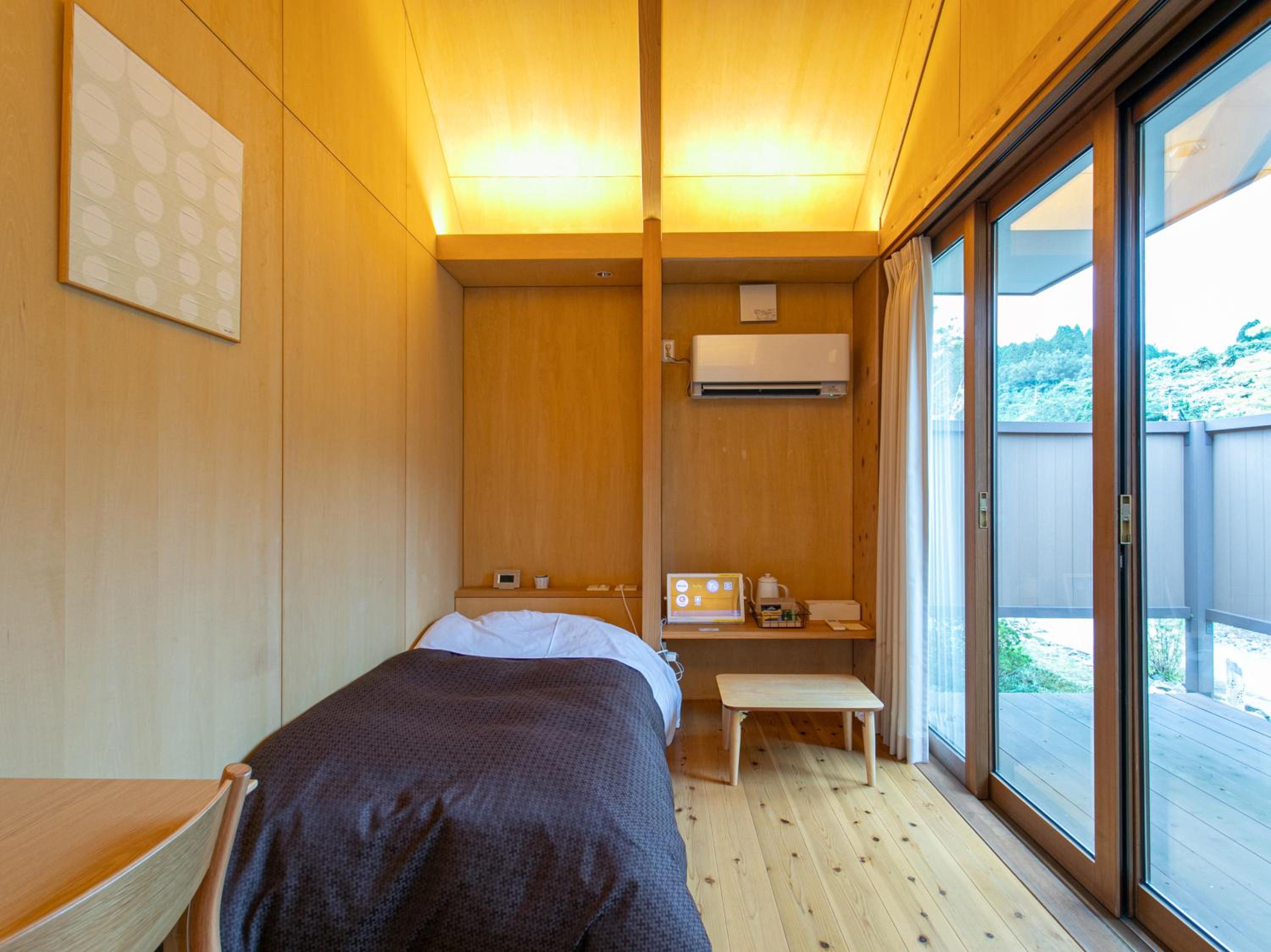Standard Single Room with Shower