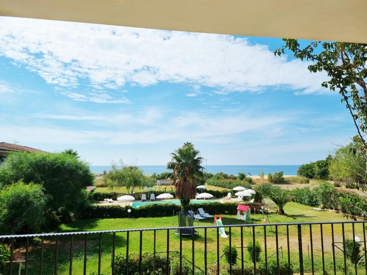 Apartment with Sea View photo 1
