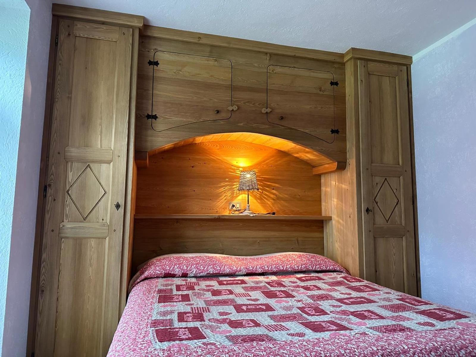 Double Room with Balcony - Photo 2